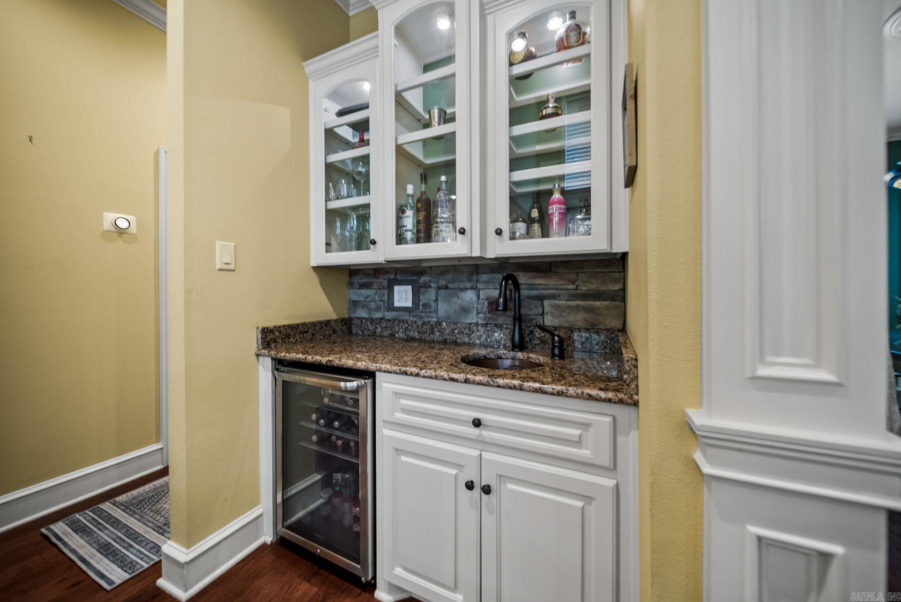 MCHENRY ESTATES - Residential