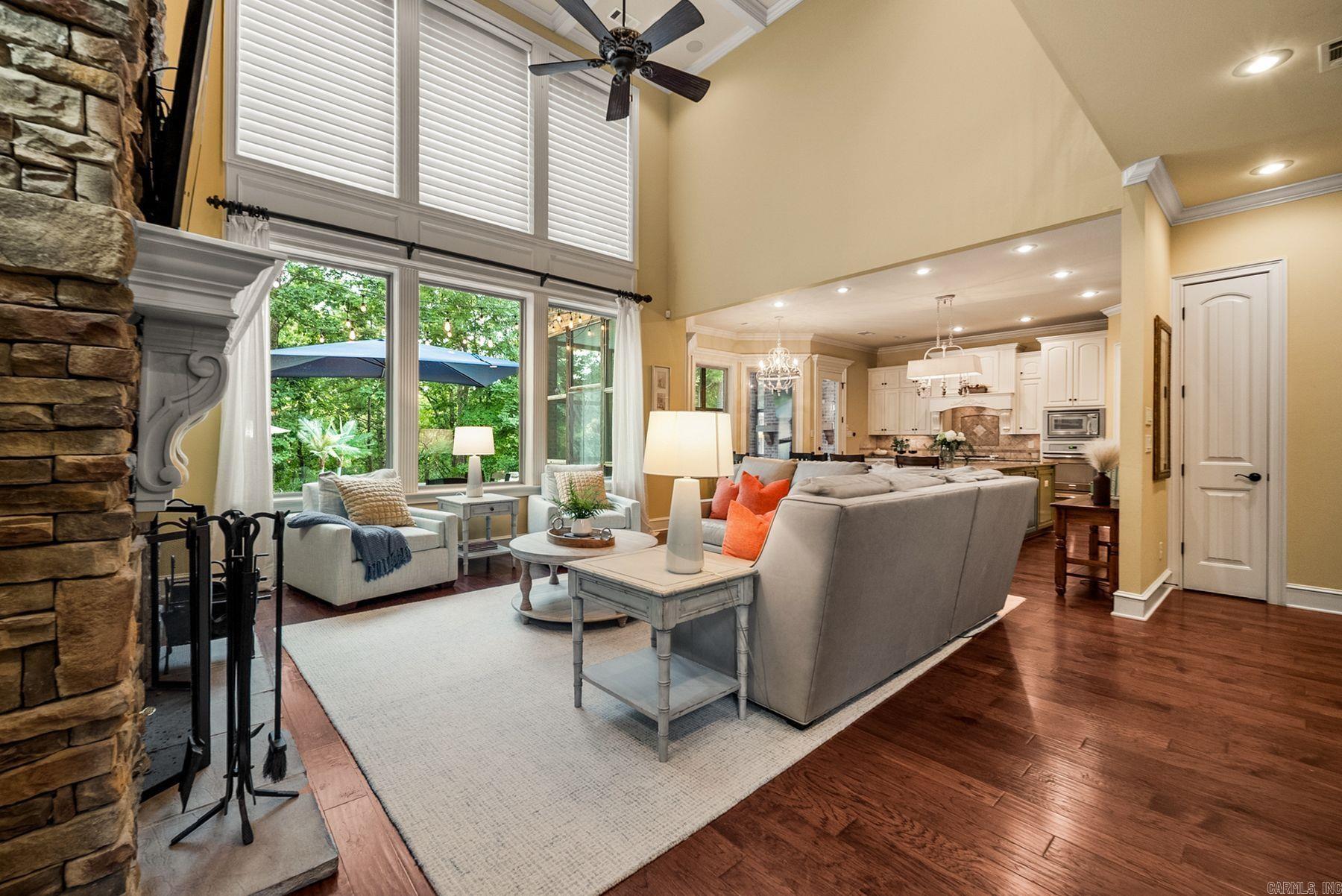 MCHENRY ESTATES - Residential