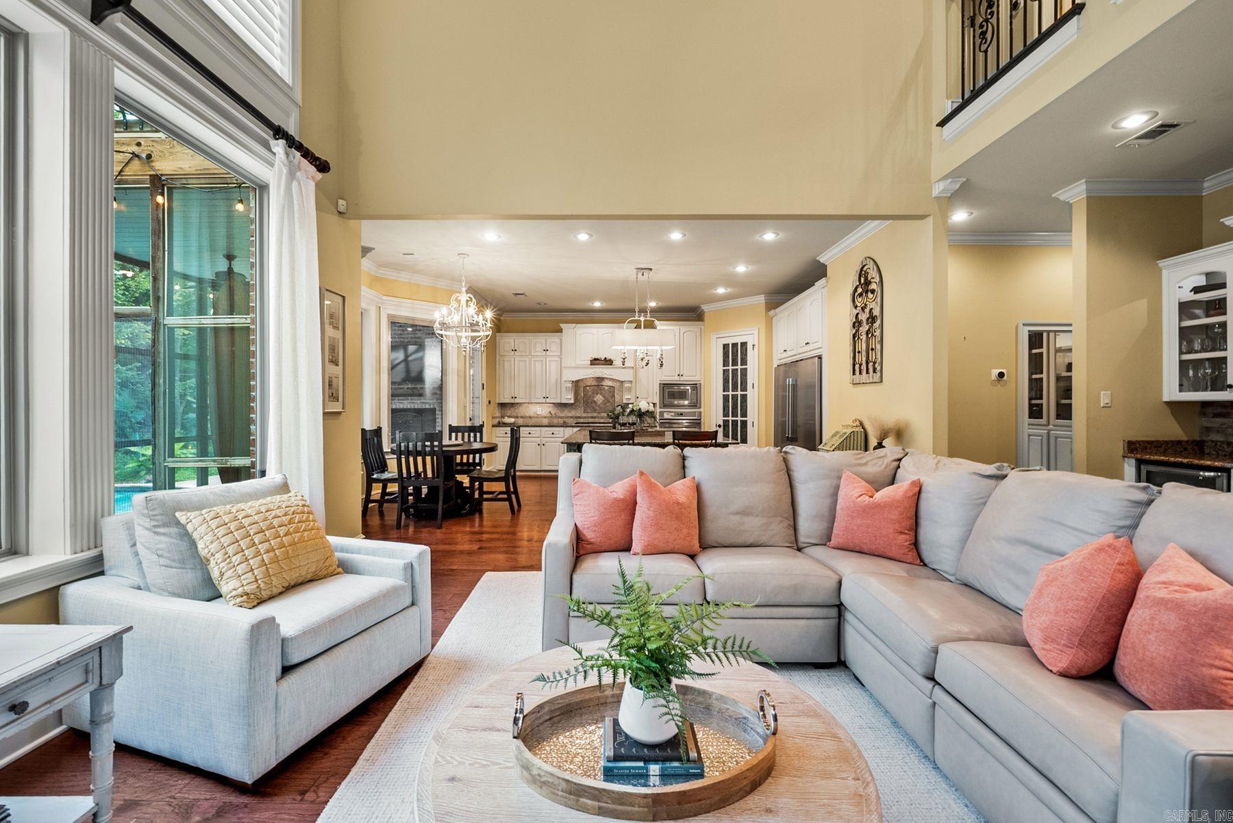 MCHENRY ESTATES - Residential