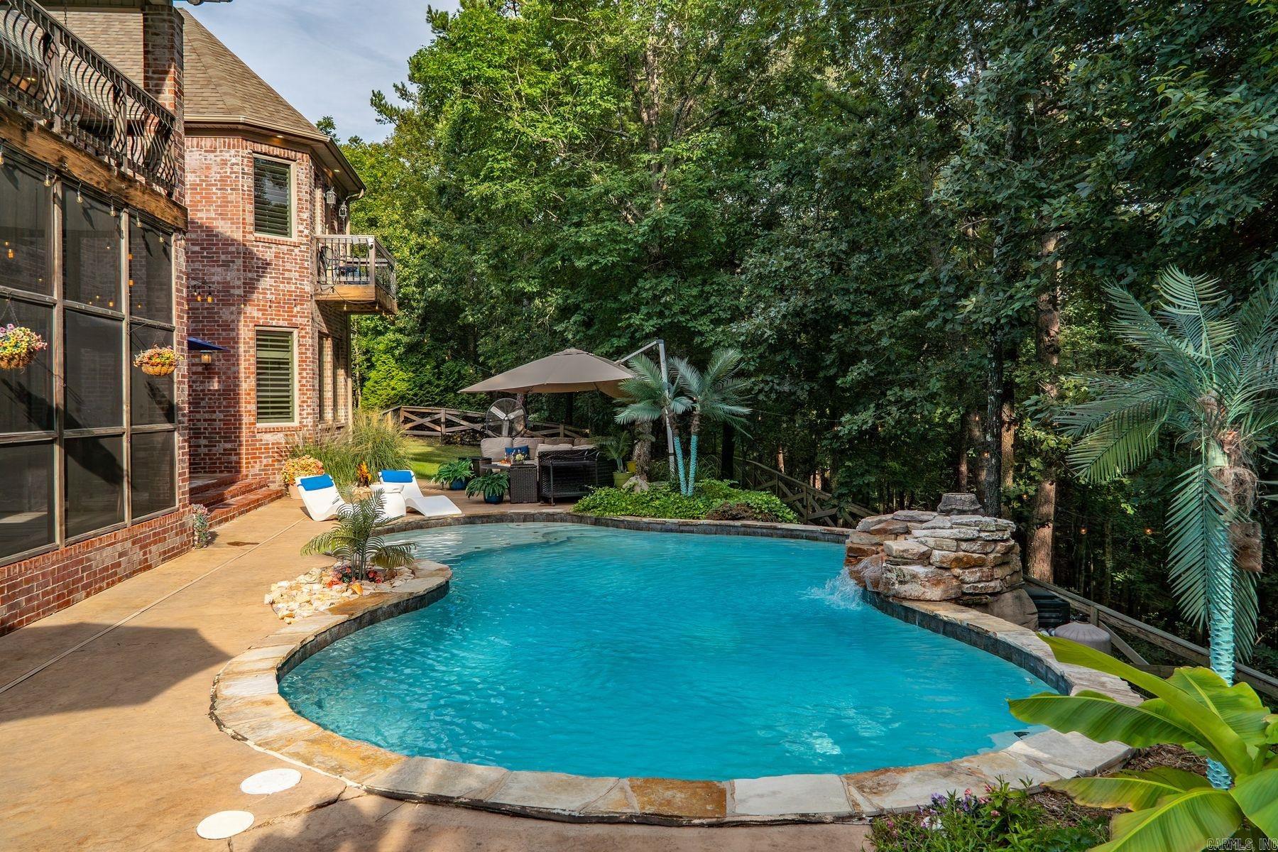 MCHENRY ESTATES - Residential