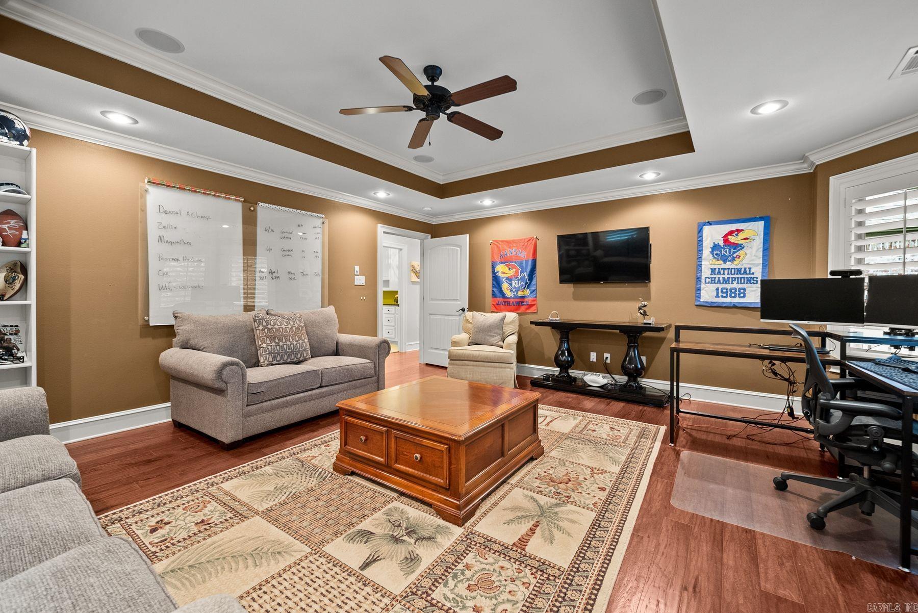 MCHENRY ESTATES - Residential