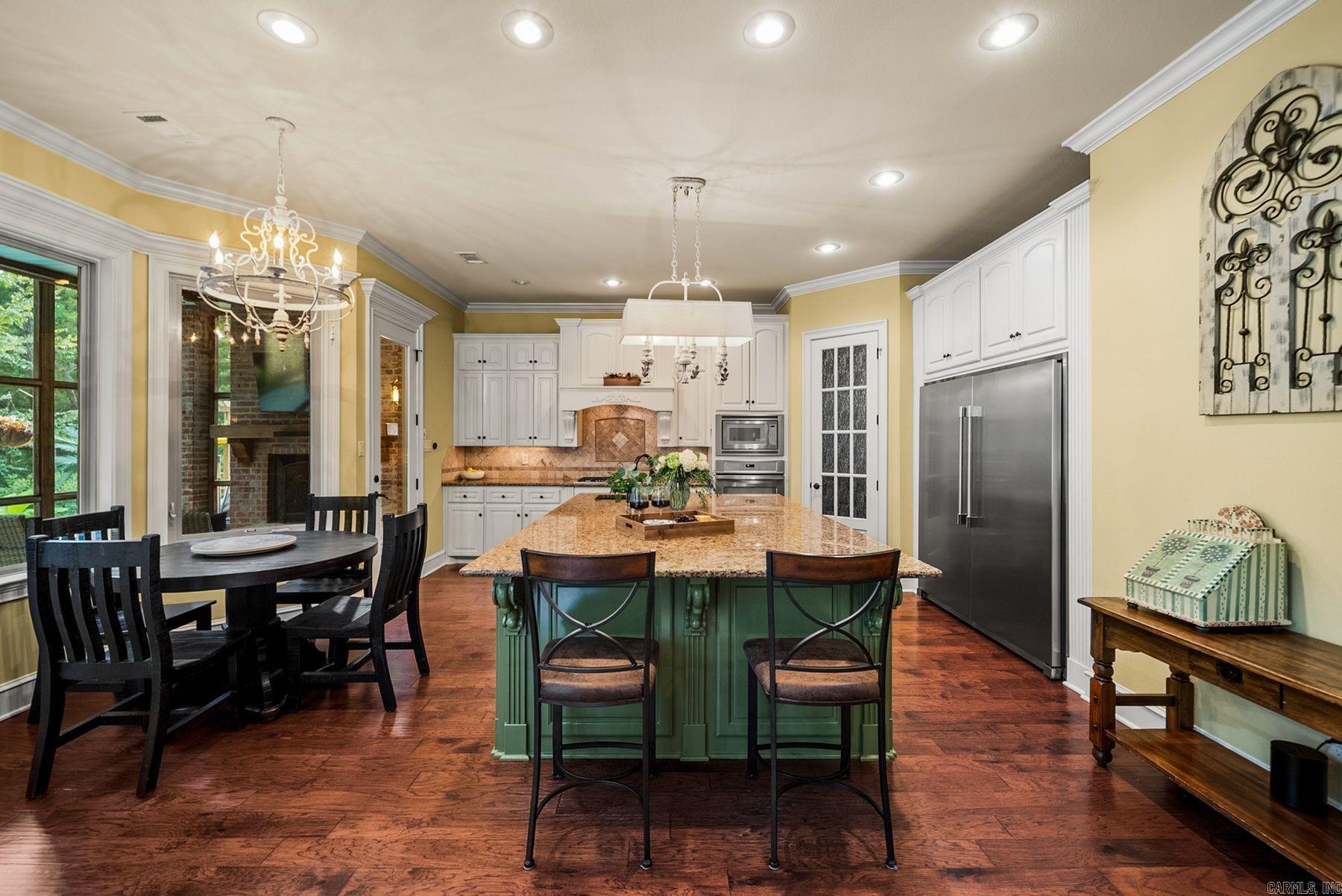 MCHENRY ESTATES - Residential