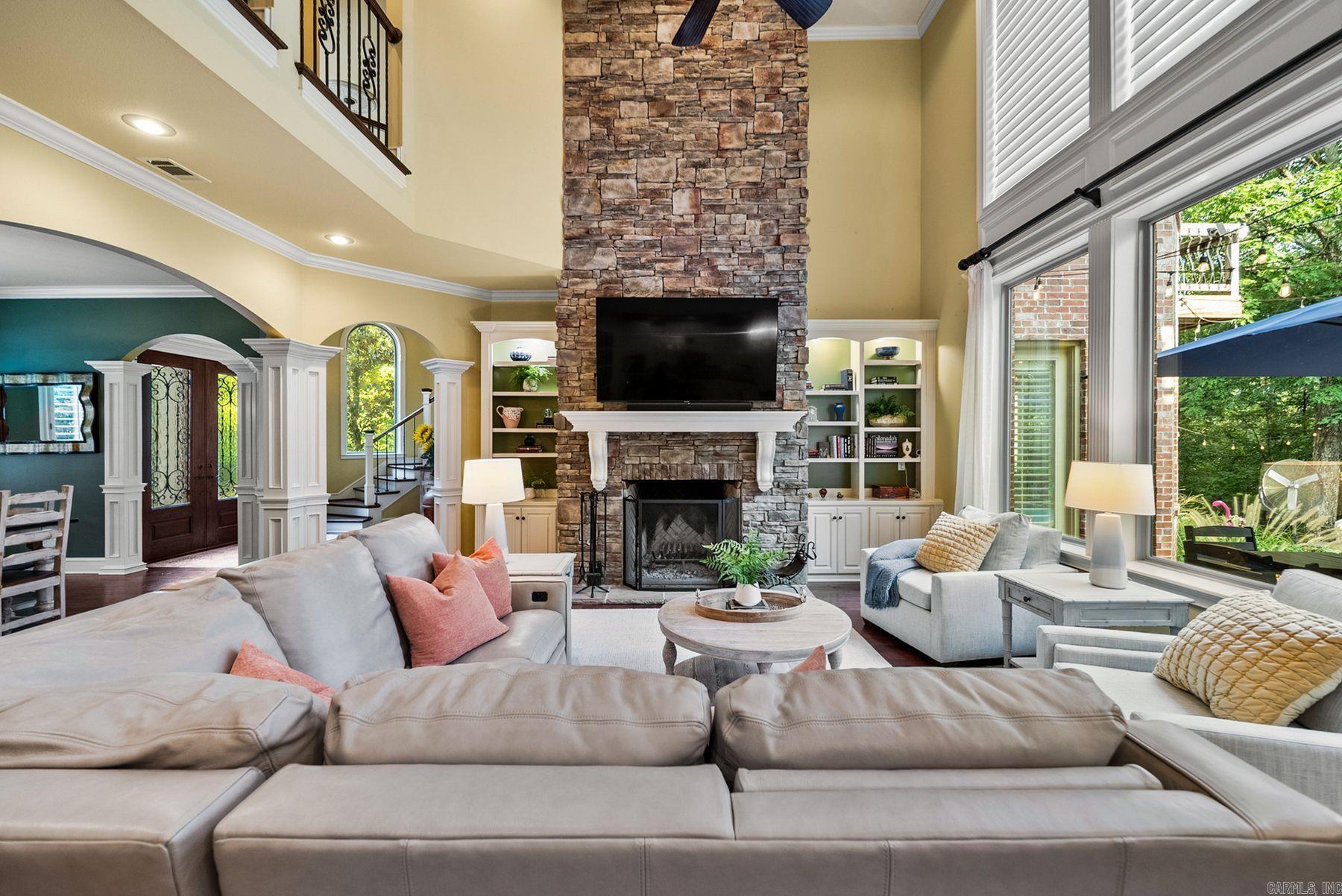 MCHENRY ESTATES - Residential