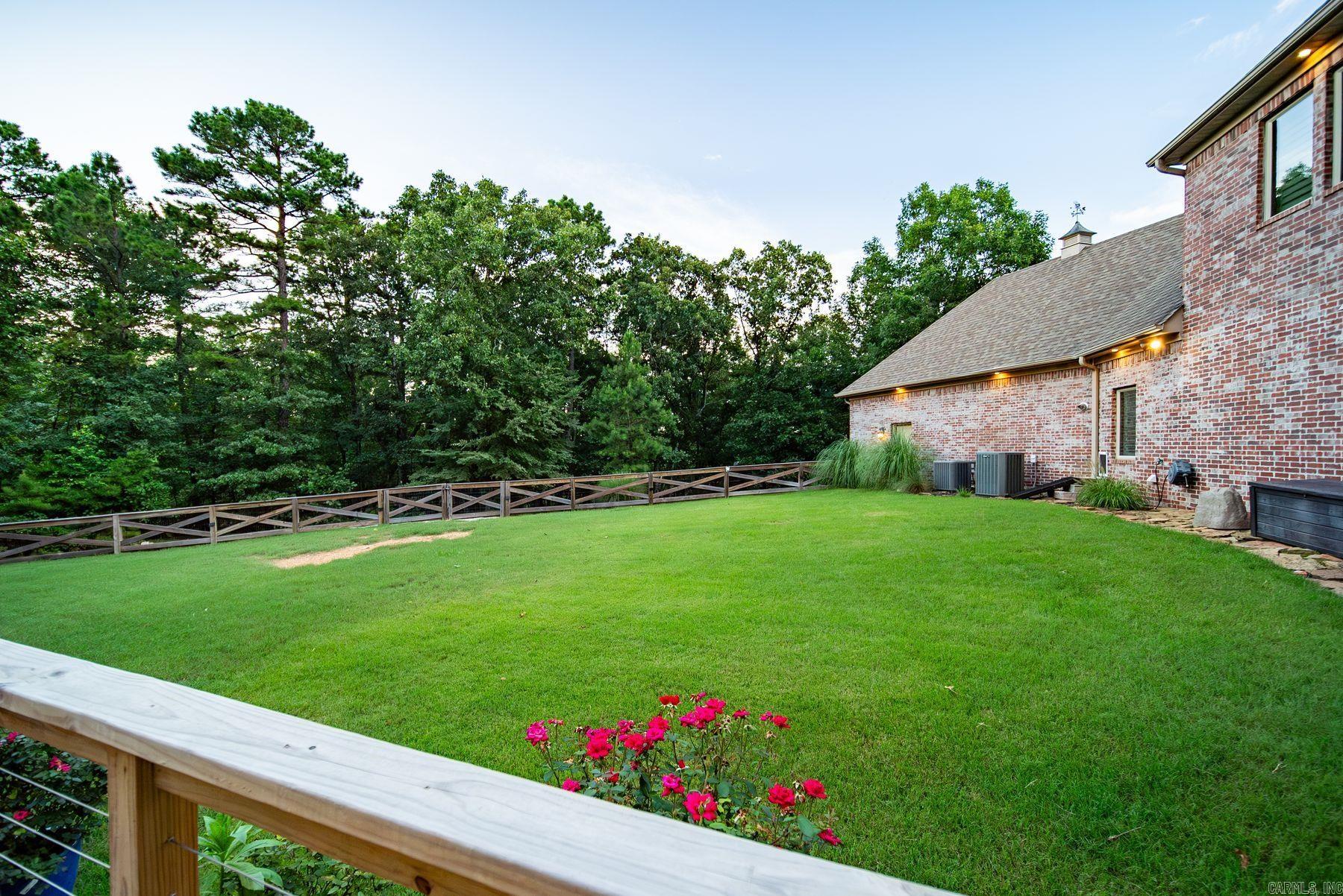 MCHENRY ESTATES - Residential