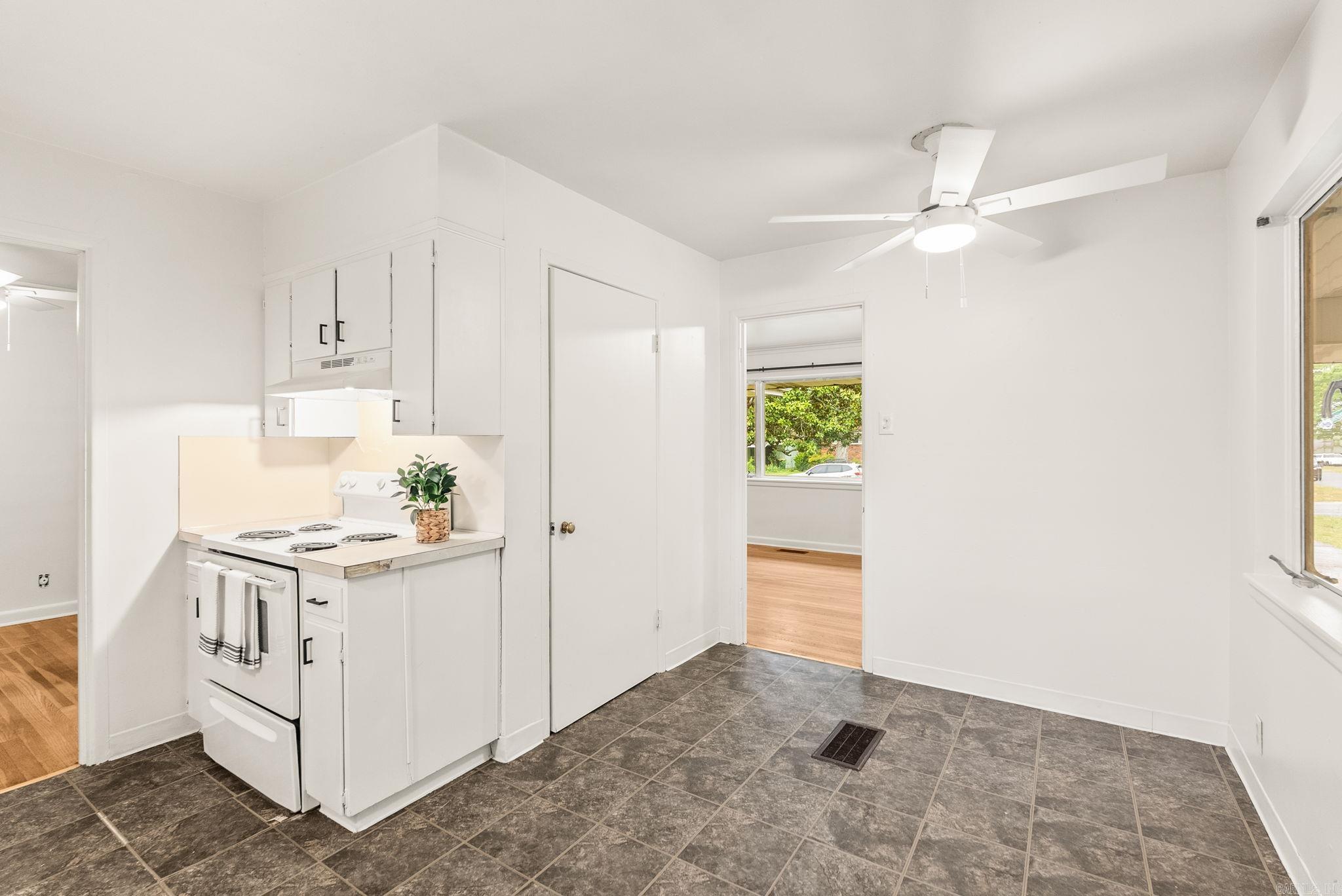 BROADMOOR ADDN - Residential