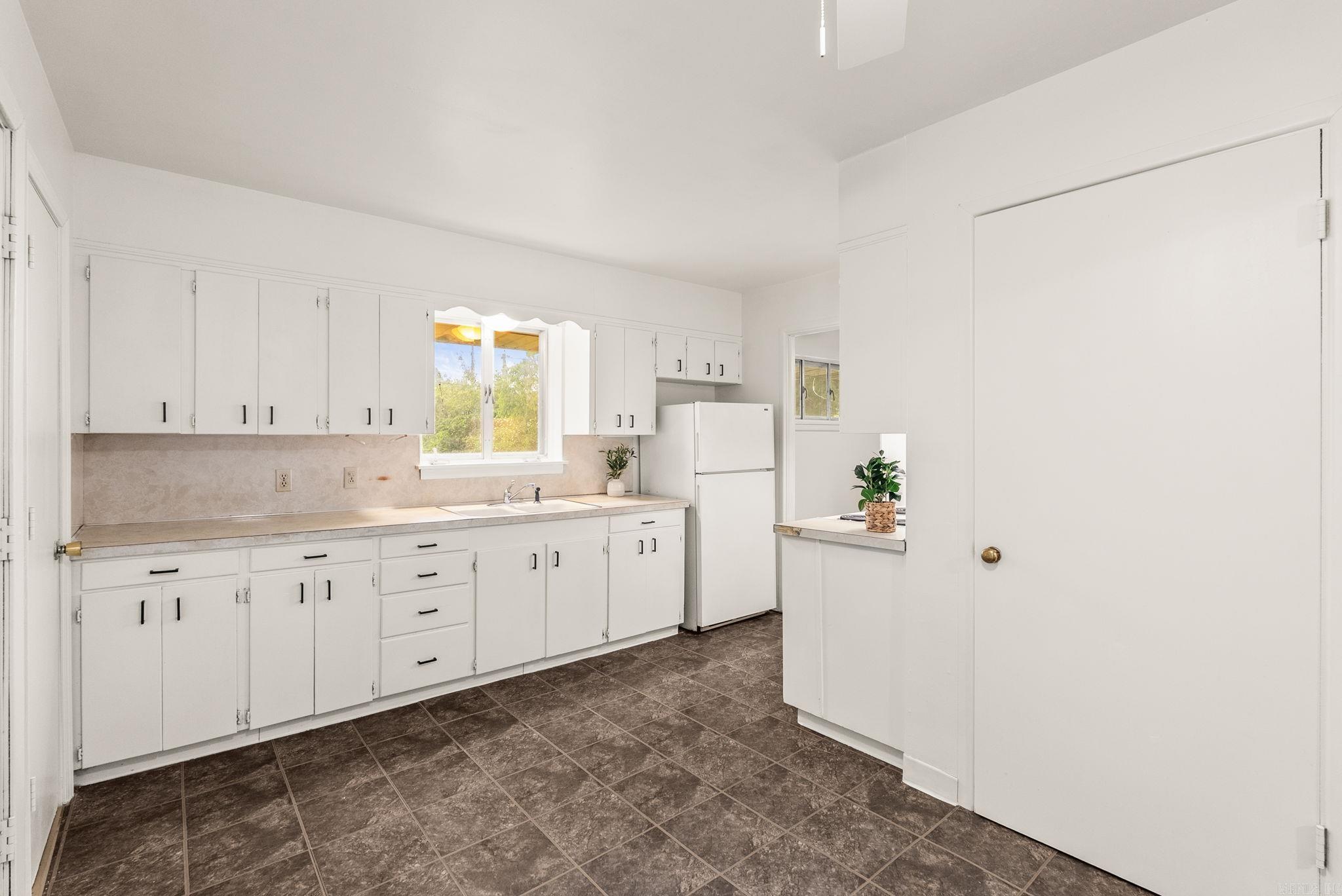 BROADMOOR ADDN - Residential