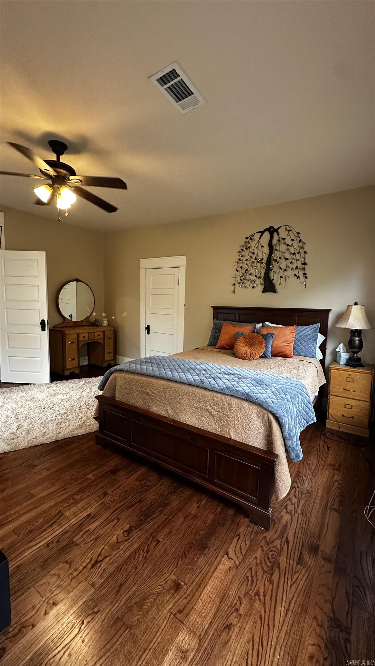OLDE TOWN - Residential