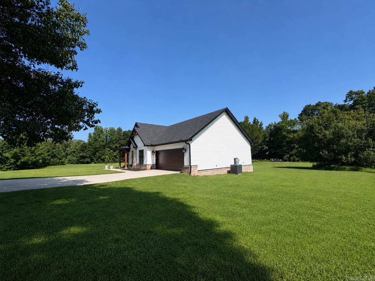 Saddle Brook Estates - Residential