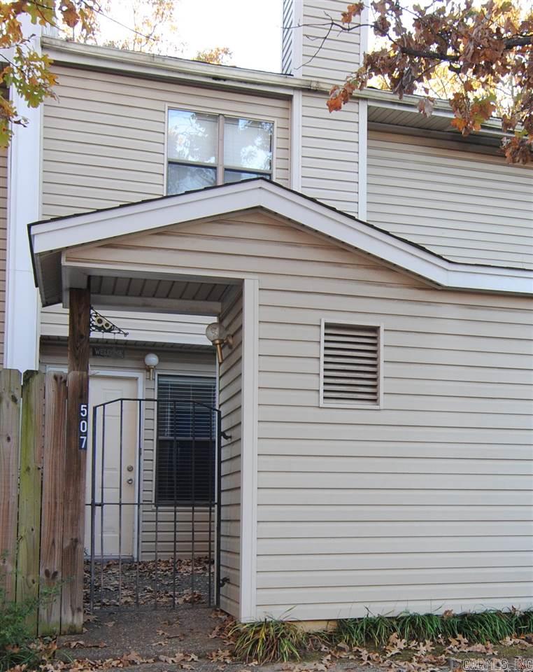 Available NOW! 2 Bedrooms/2 Full Bathrooms Upstairs, HUGE Living Area w/Fireplace, 1/2 Bath Down, Great Kitchen w/Dishwasher, Electric Stove/Microwave, Fridge and Washer/Dryer ! NEW Laminate Wood Flooring/ NEW Carpet...Fresh Paint..GREY w/White Accents. All Electric. Water Included. Gated Front Patio/Back Patio and POOL! Pets w/ Owner Approval. Pet Deposit/Fee Based on Type and Size Condo restricts Dogs over 30 lbs