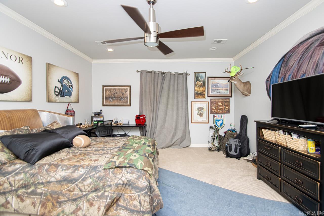 RIVER RANCH - Residential