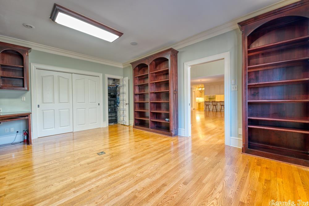 BUSHWOOD ESTATES - Residential