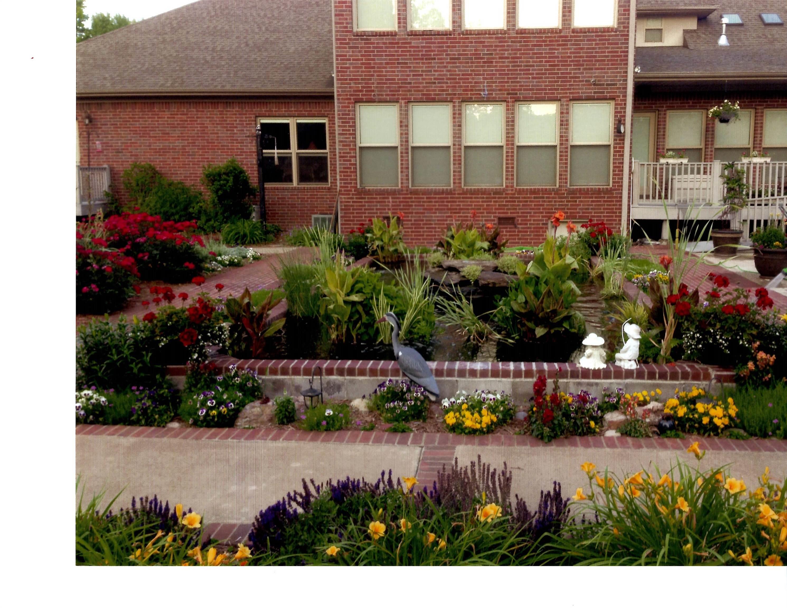 BUSHWOOD ESTATES - Residential