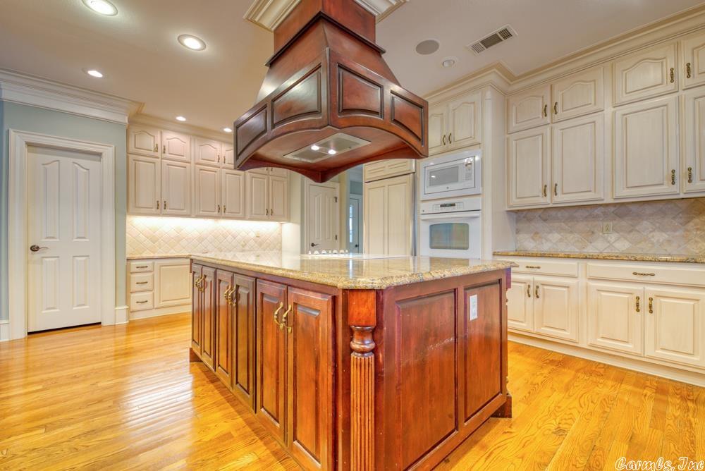 BUSHWOOD ESTATES - Residential