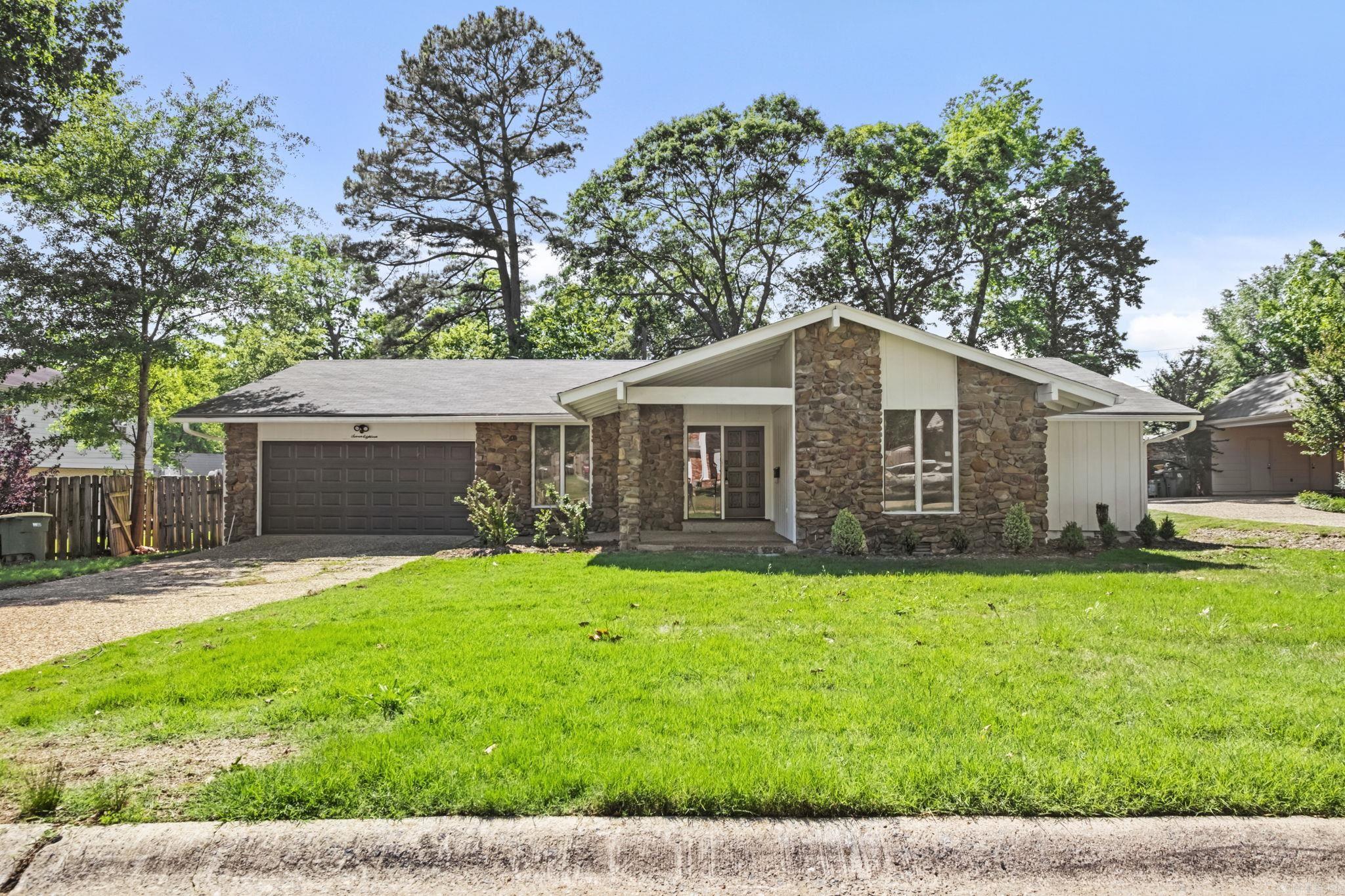 Completely remodeled, this spacious 3 Bedroom 2 1/2 bath home has a formal dining room, formal living room, den/ family room with fireplace, eat-in kitchen, all new appliances, fixtures, flooring. Covered patio with a privacy fence, front porch. Don’t miss out on this one, it will go fast. Conveniently located need hospitals, schools and shopping.  ****Agents please see remarks….Seller will provide $15,000 allowance for CC/ fence or any additional upgrades….see details****