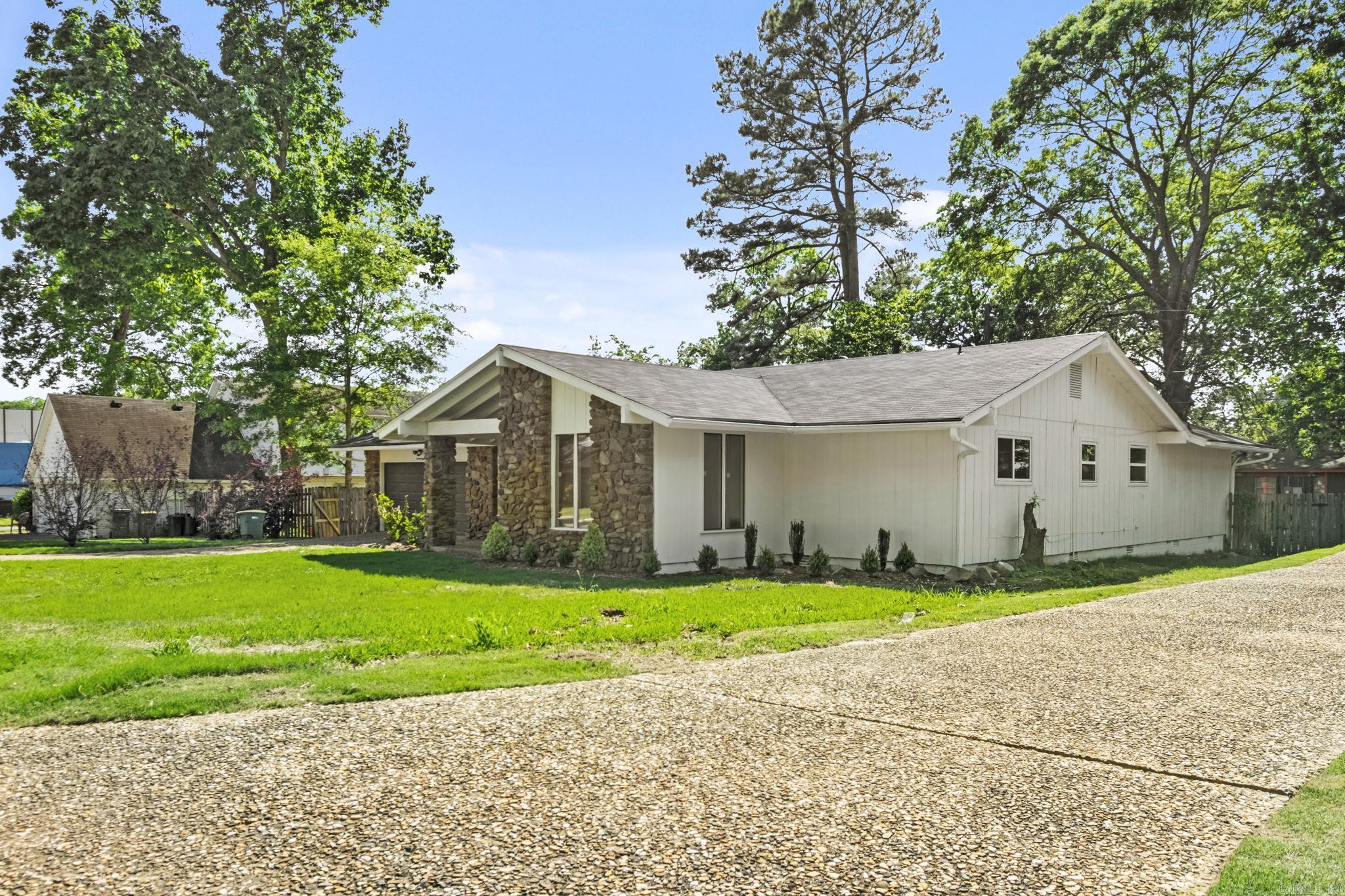 Briarwood - Residential