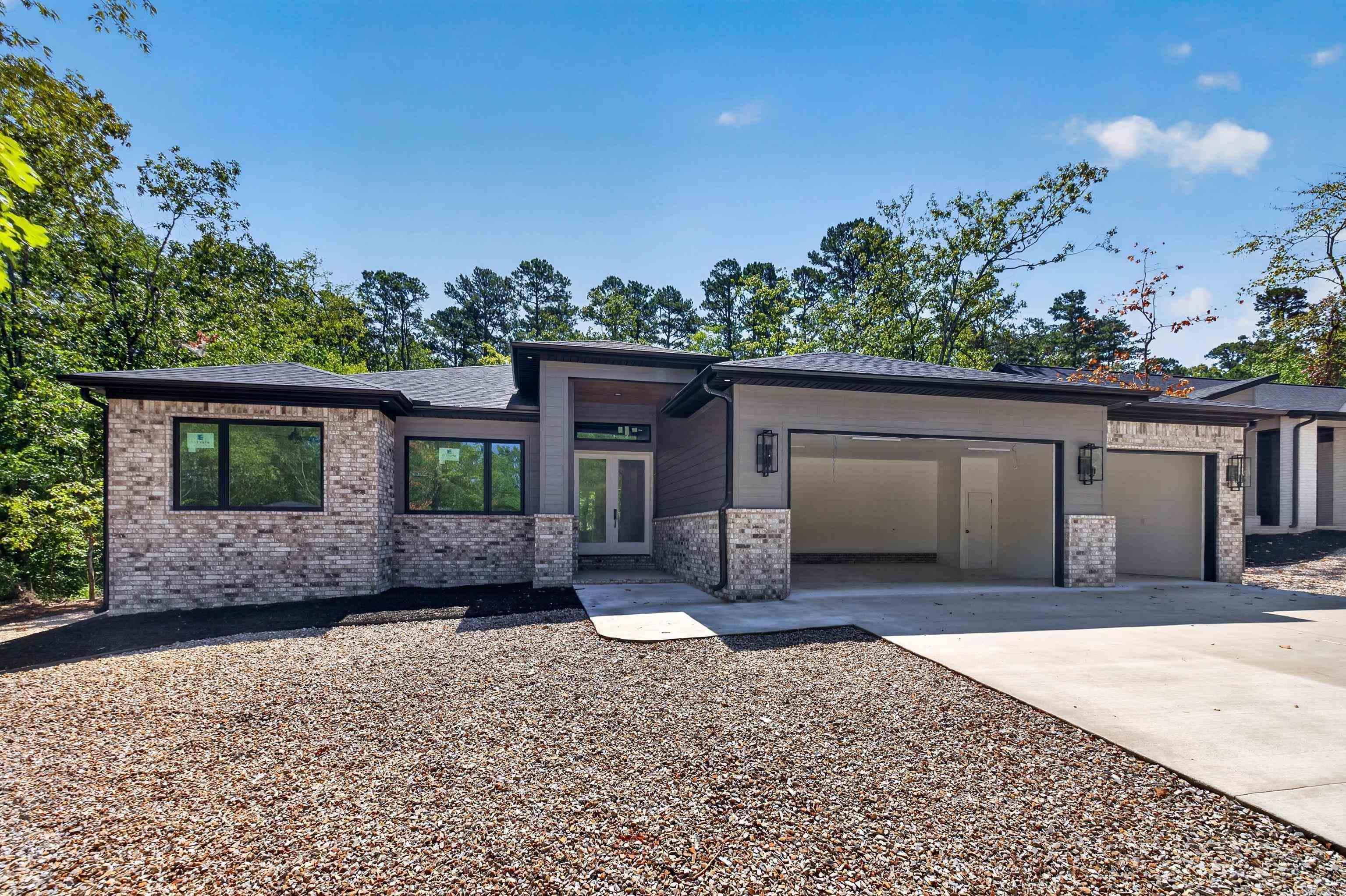 Estrella - Residential