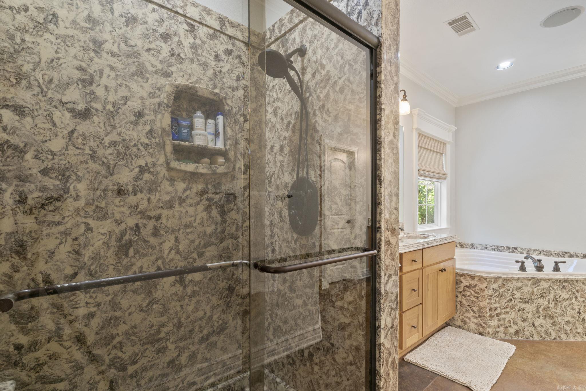 EAGLE RIDGE ESTATES - Residential
