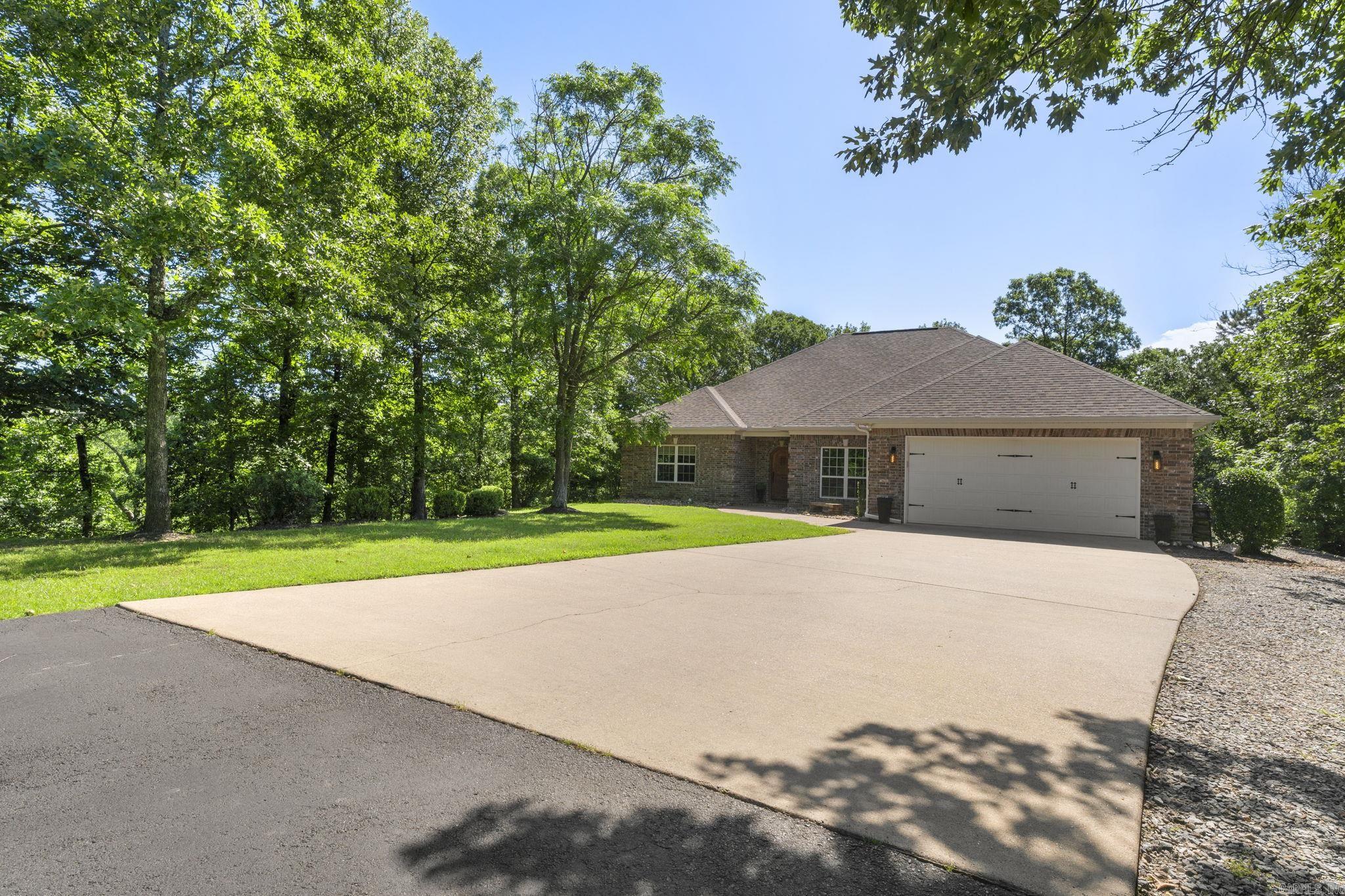 EAGLE RIDGE ESTATES - Residential