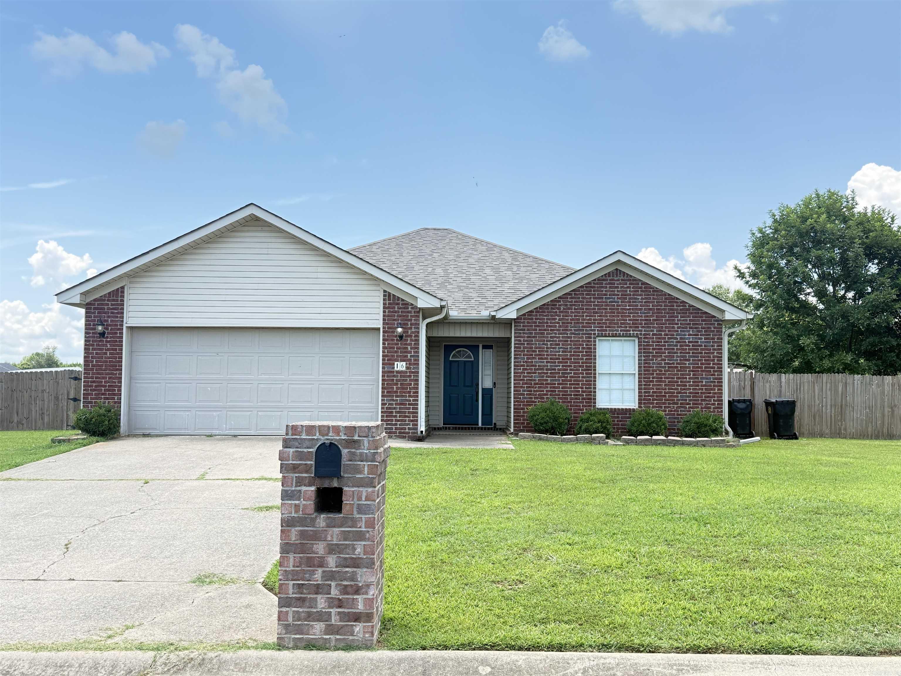 WILLOW LAKE - Residential