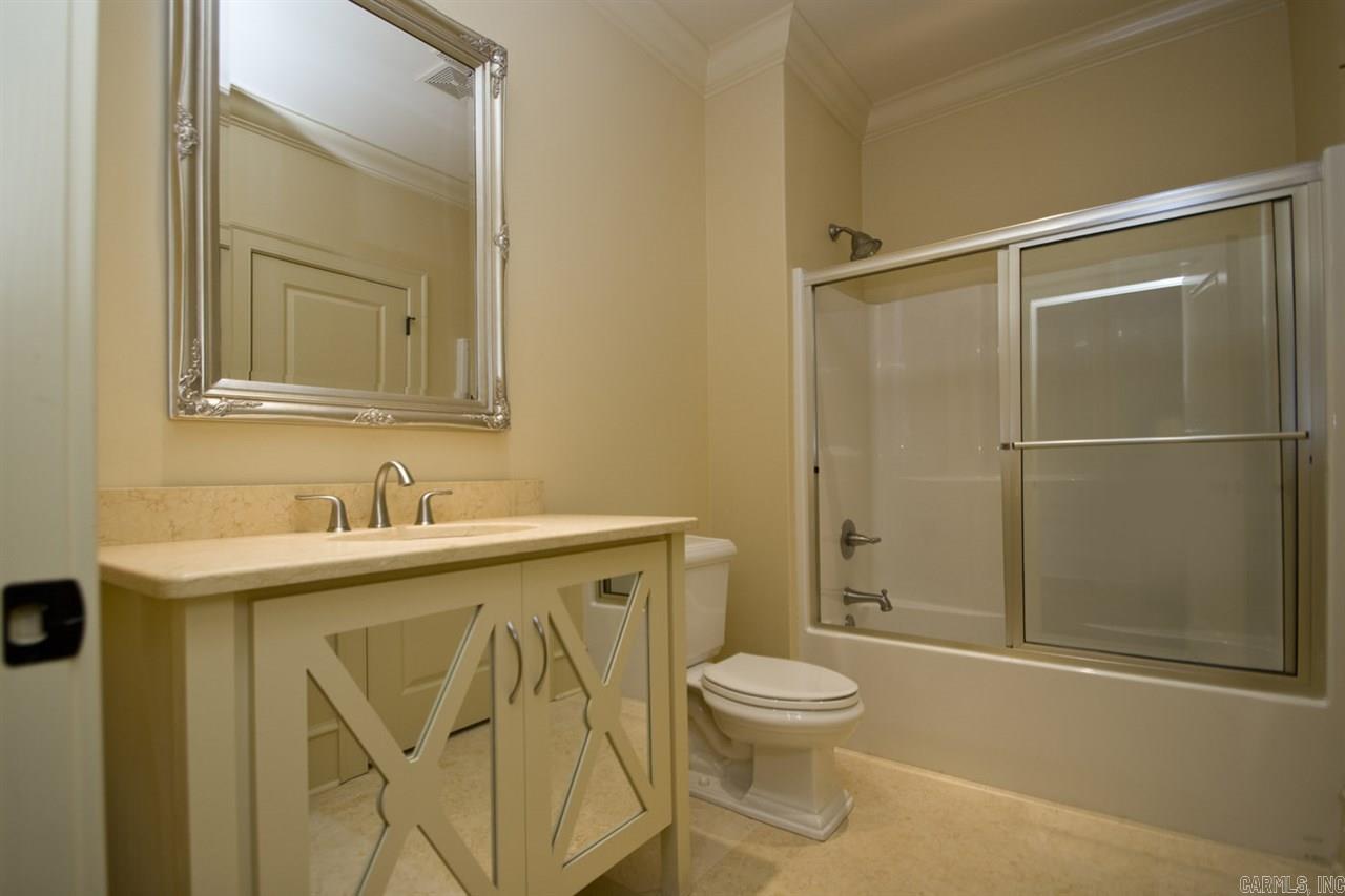 CHENAL VALLEY SOLOGNE CIRCLE - Residential