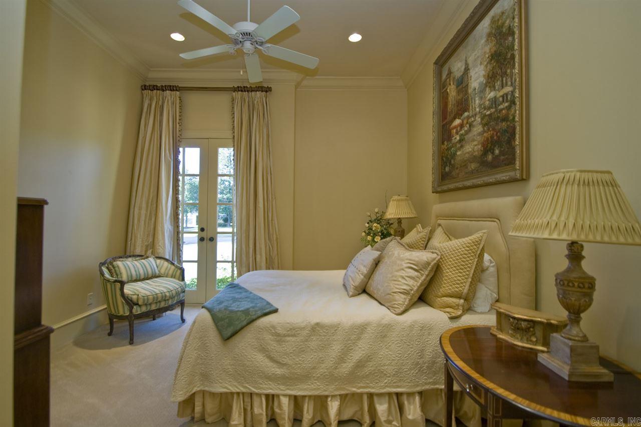 CHENAL VALLEY SOLOGNE CIRCLE - Residential