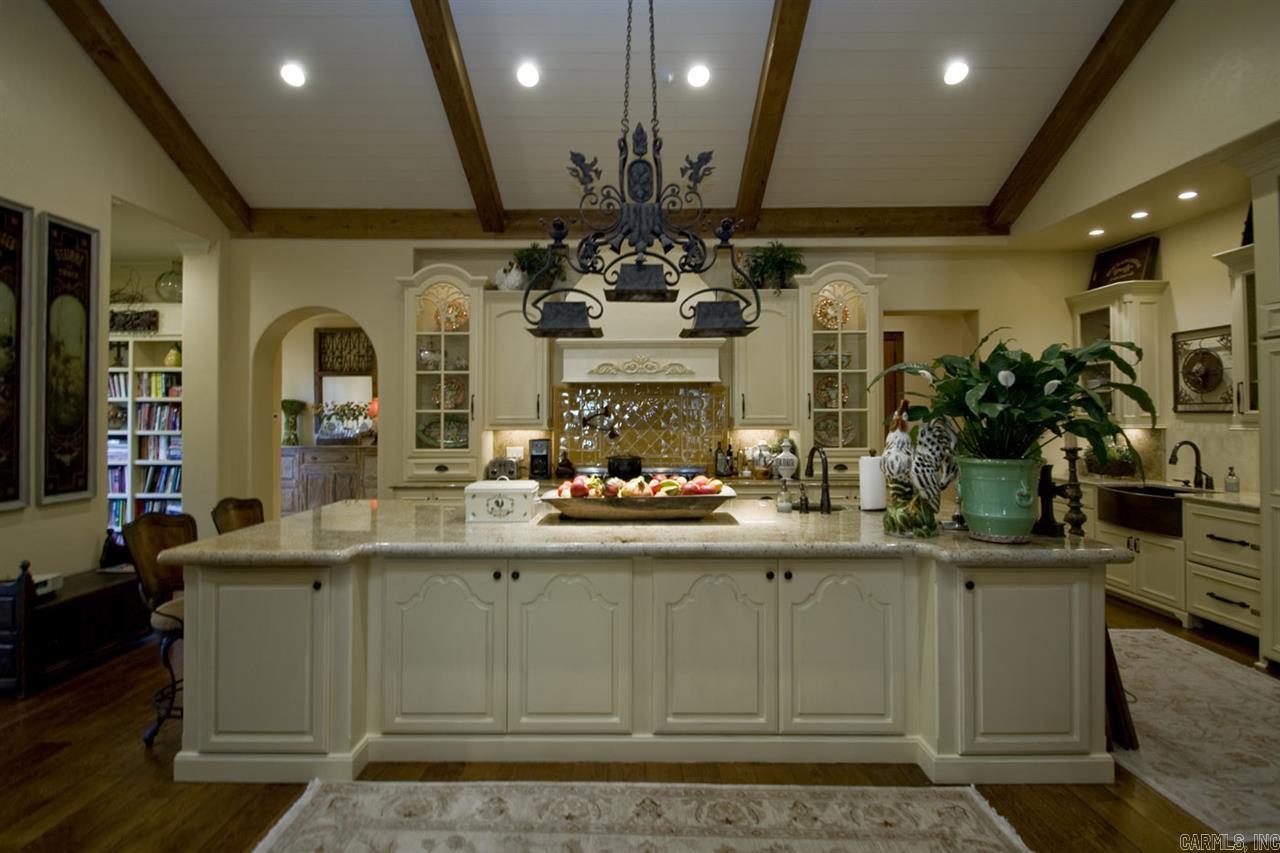 CHENAL VALLEY SOLOGNE CIRCLE - Residential