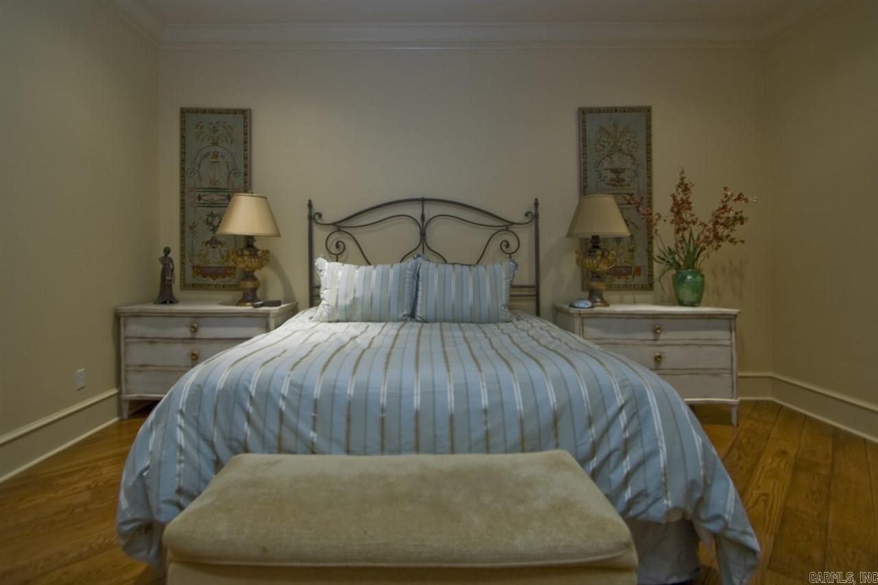 CHENAL VALLEY SOLOGNE CIRCLE - Residential