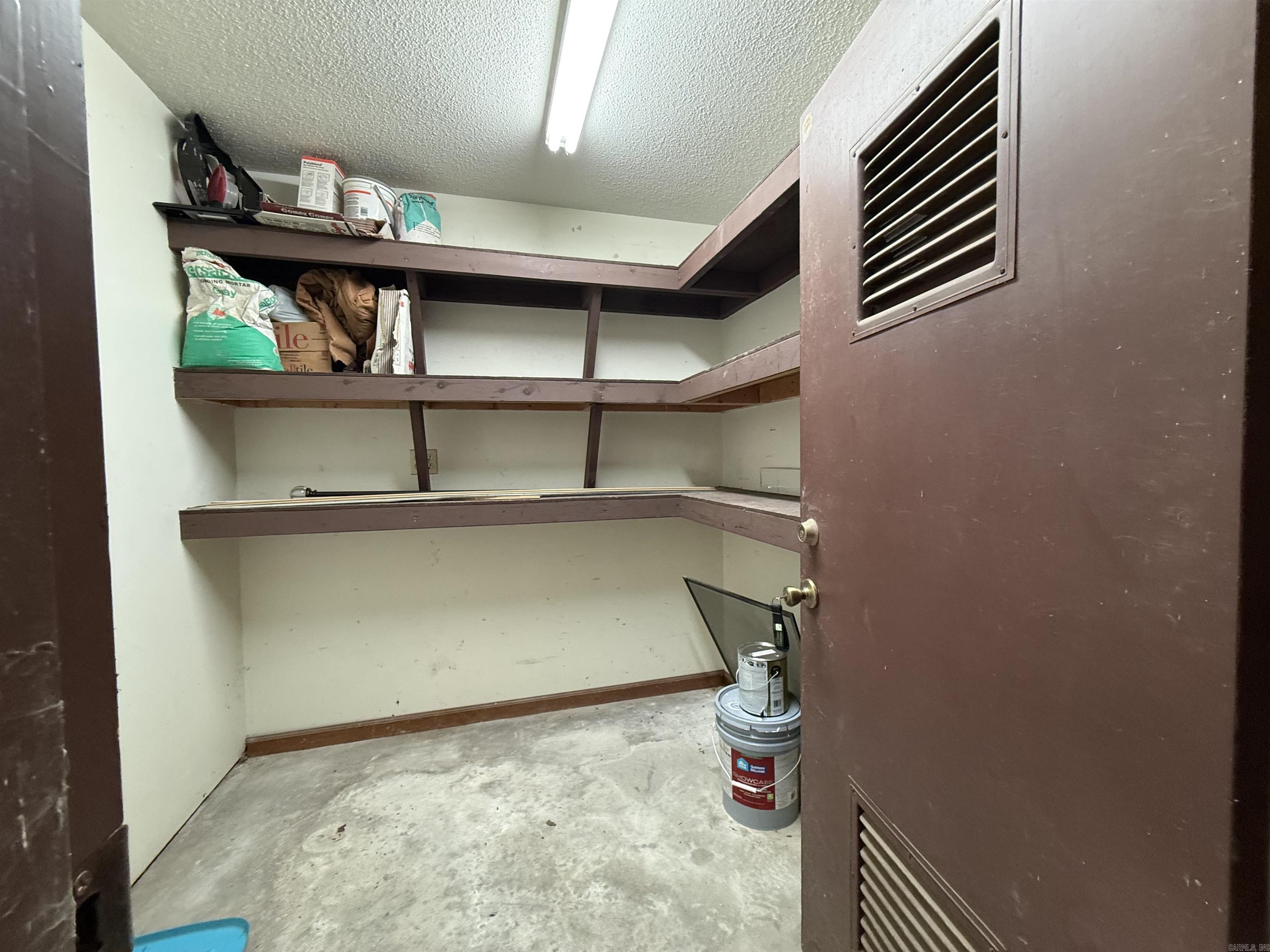SOUTHBRIDGE - Residential