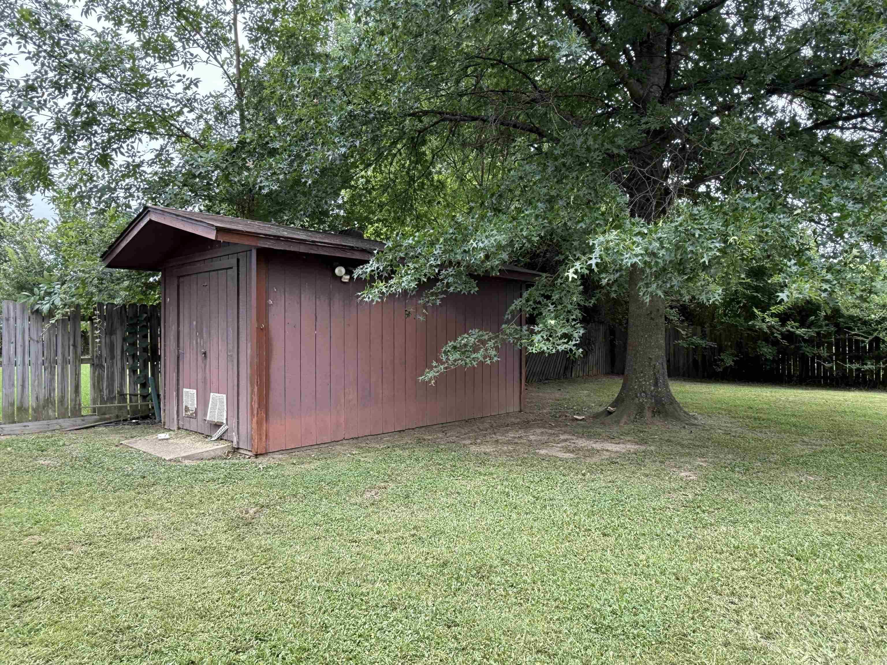 SOUTHBRIDGE - Residential