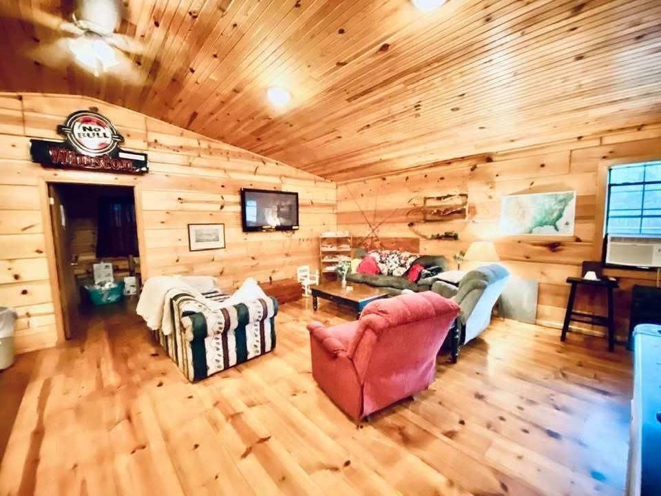 Metes & Bounds - Commercial Sale