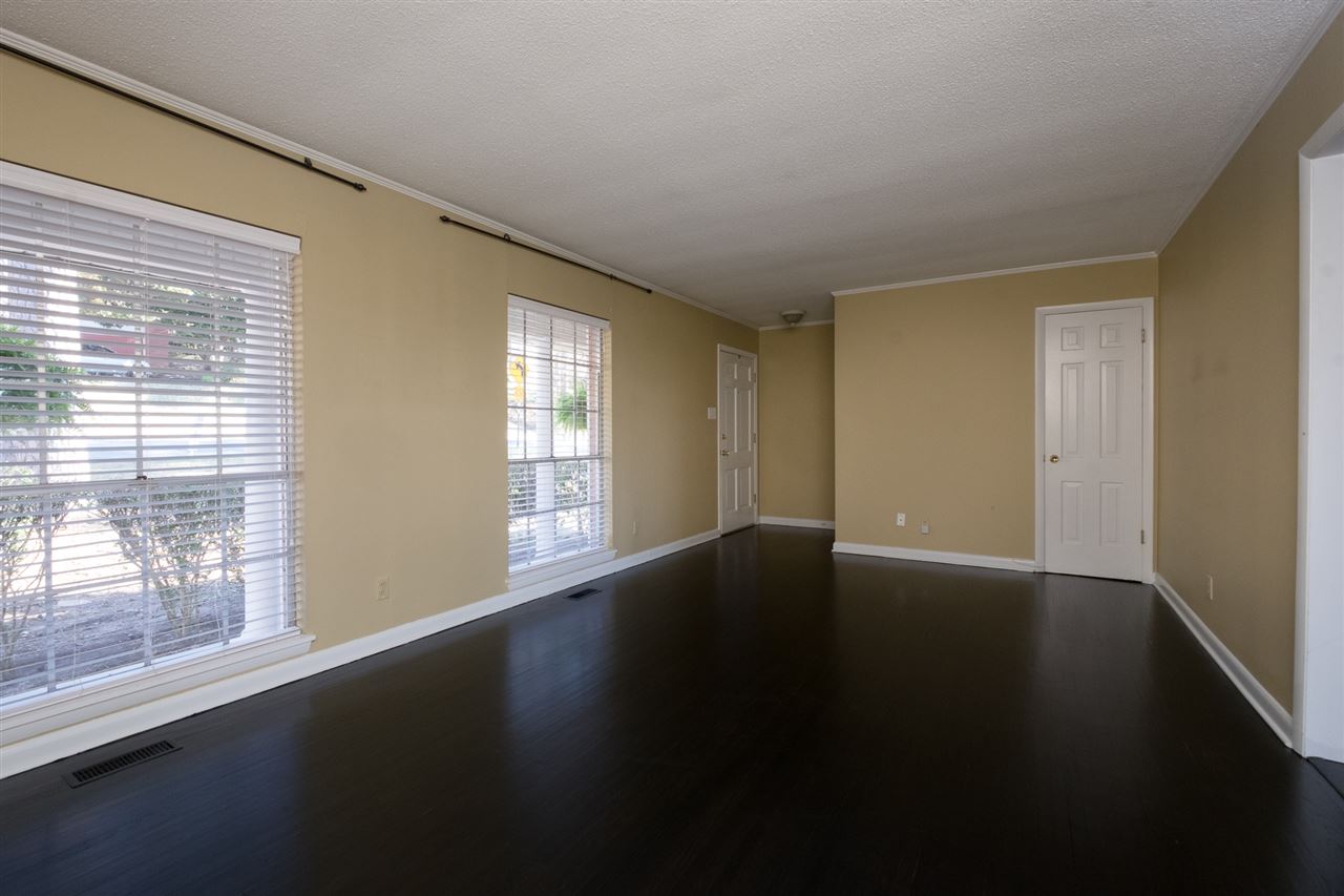 SHANNON HILLS s - Residential