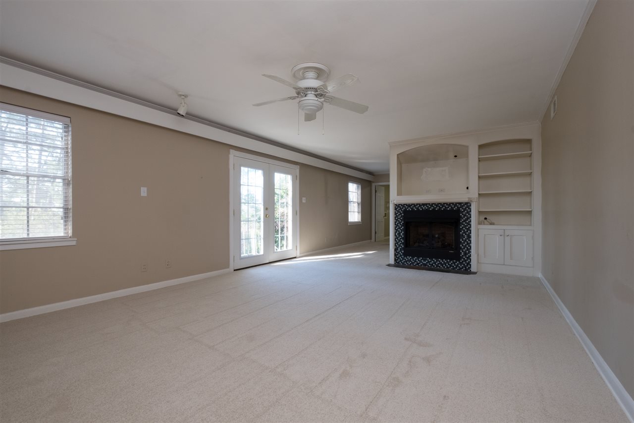 SHANNON HILLS s - Residential