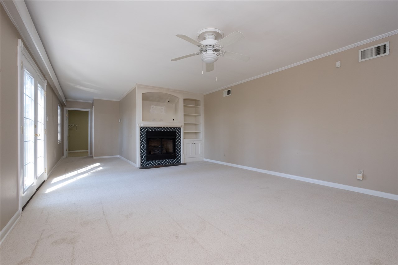 SHANNON HILLS s - Residential