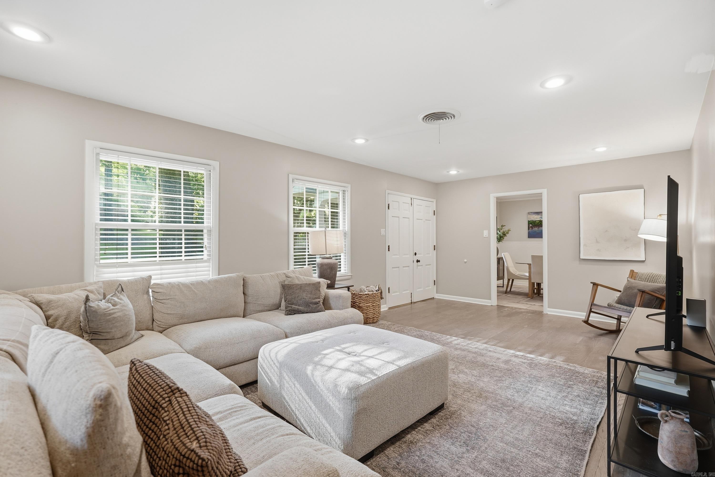 SHANNON HILLS - Residential