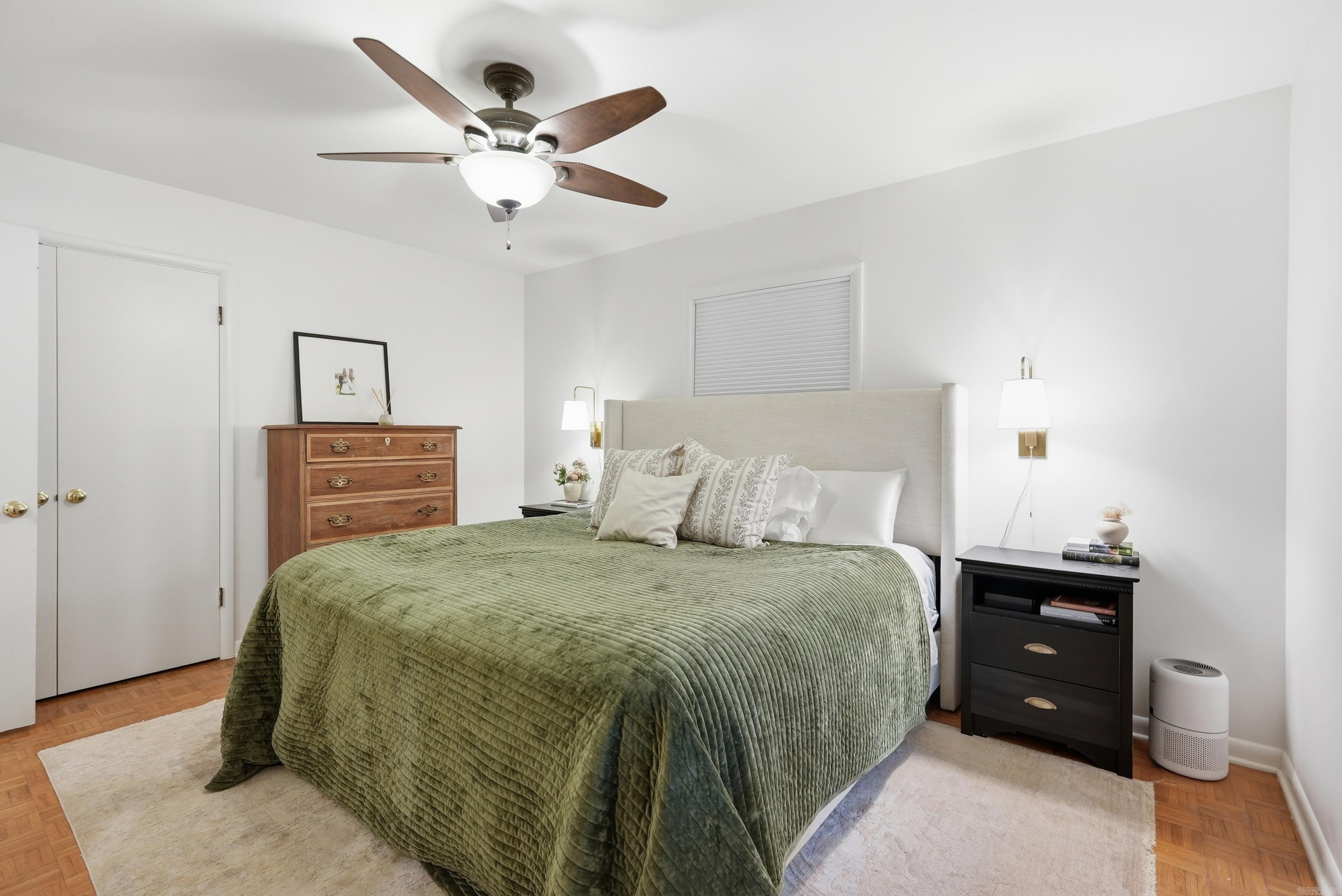 SHANNON HILLS - Residential
