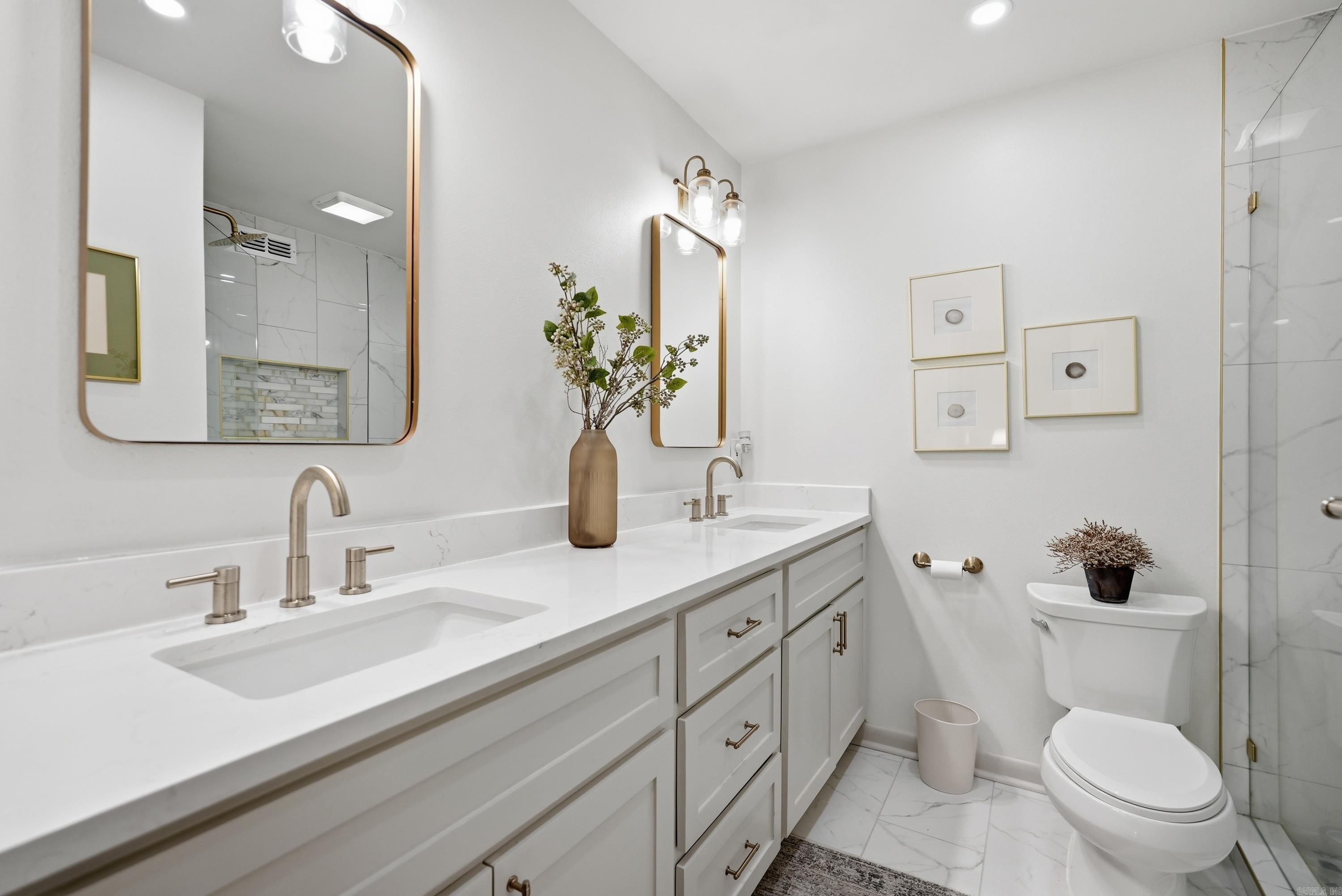 SHANNON HILLS - Residential