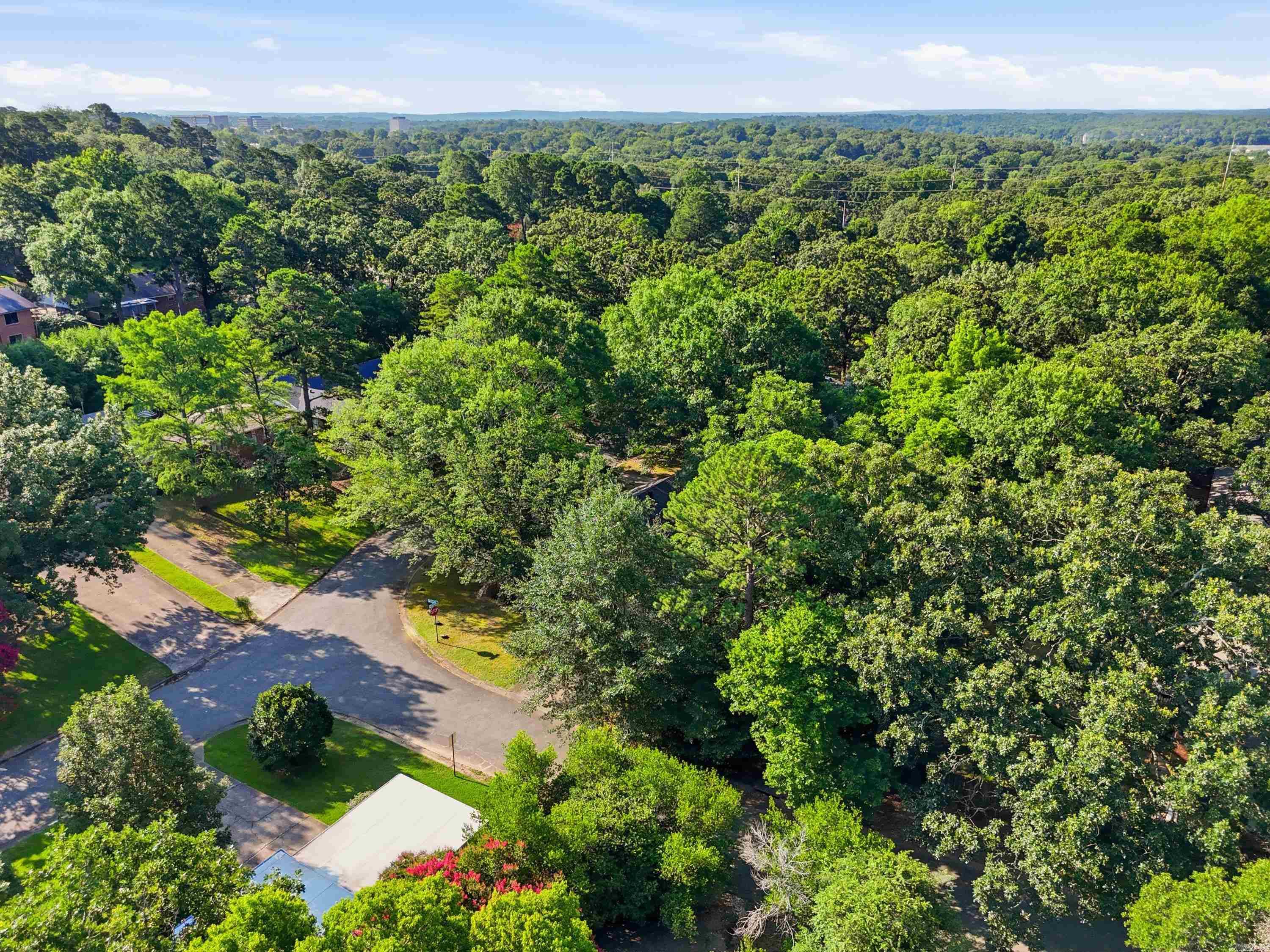 SHANNON HILLS - Residential