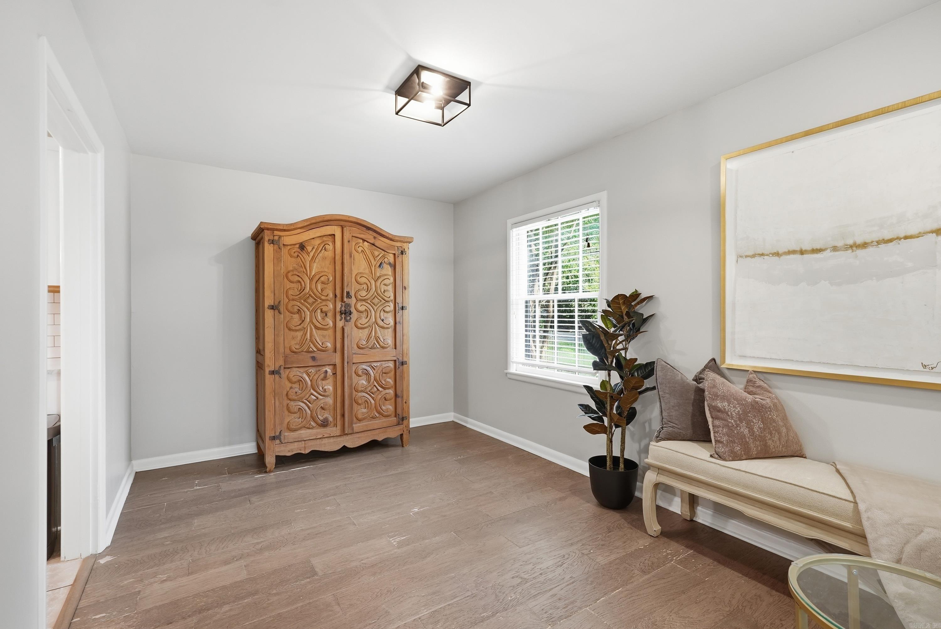 SHANNON HILLS - Residential