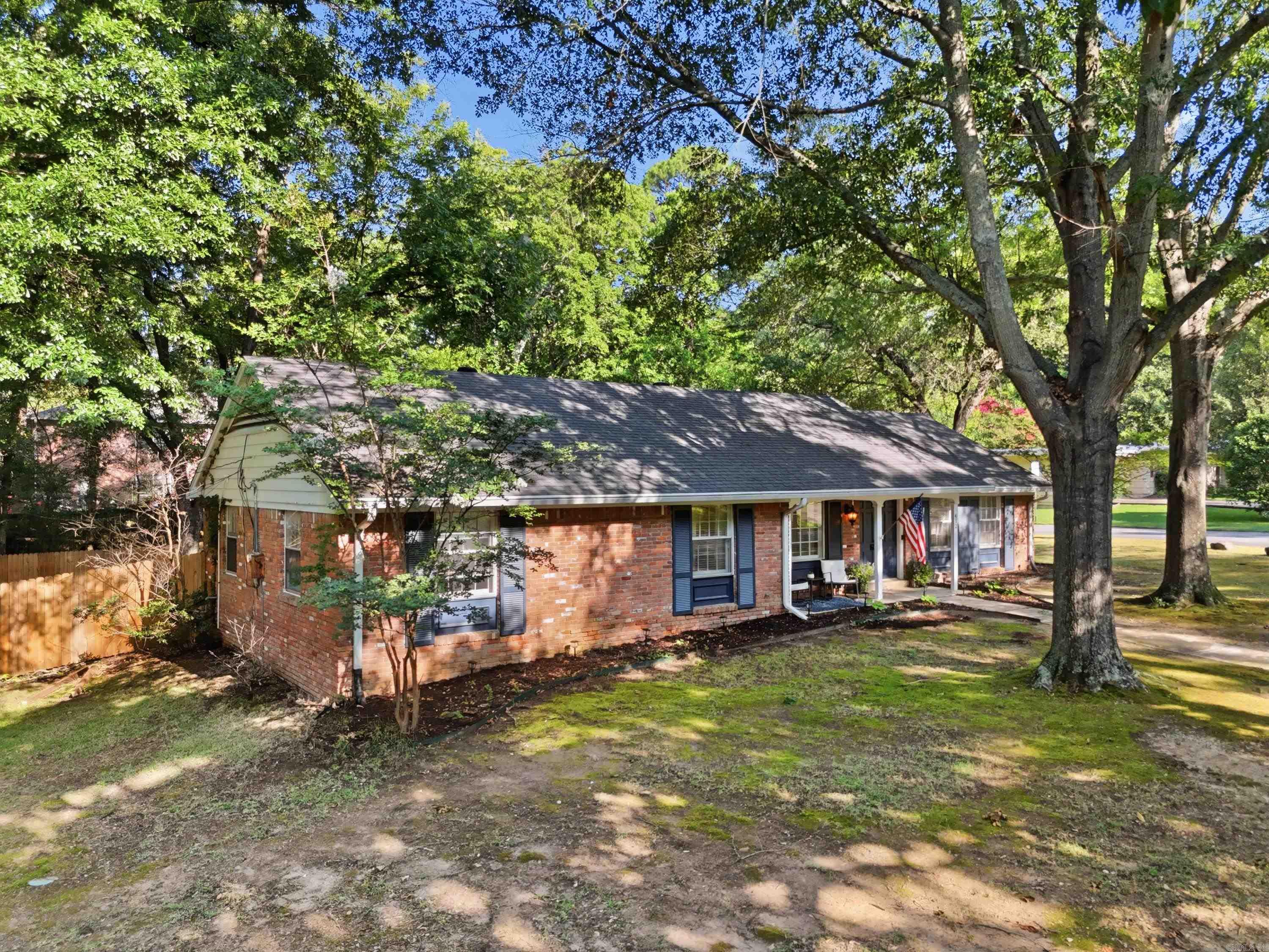 SHANNON HILLS - Residential
