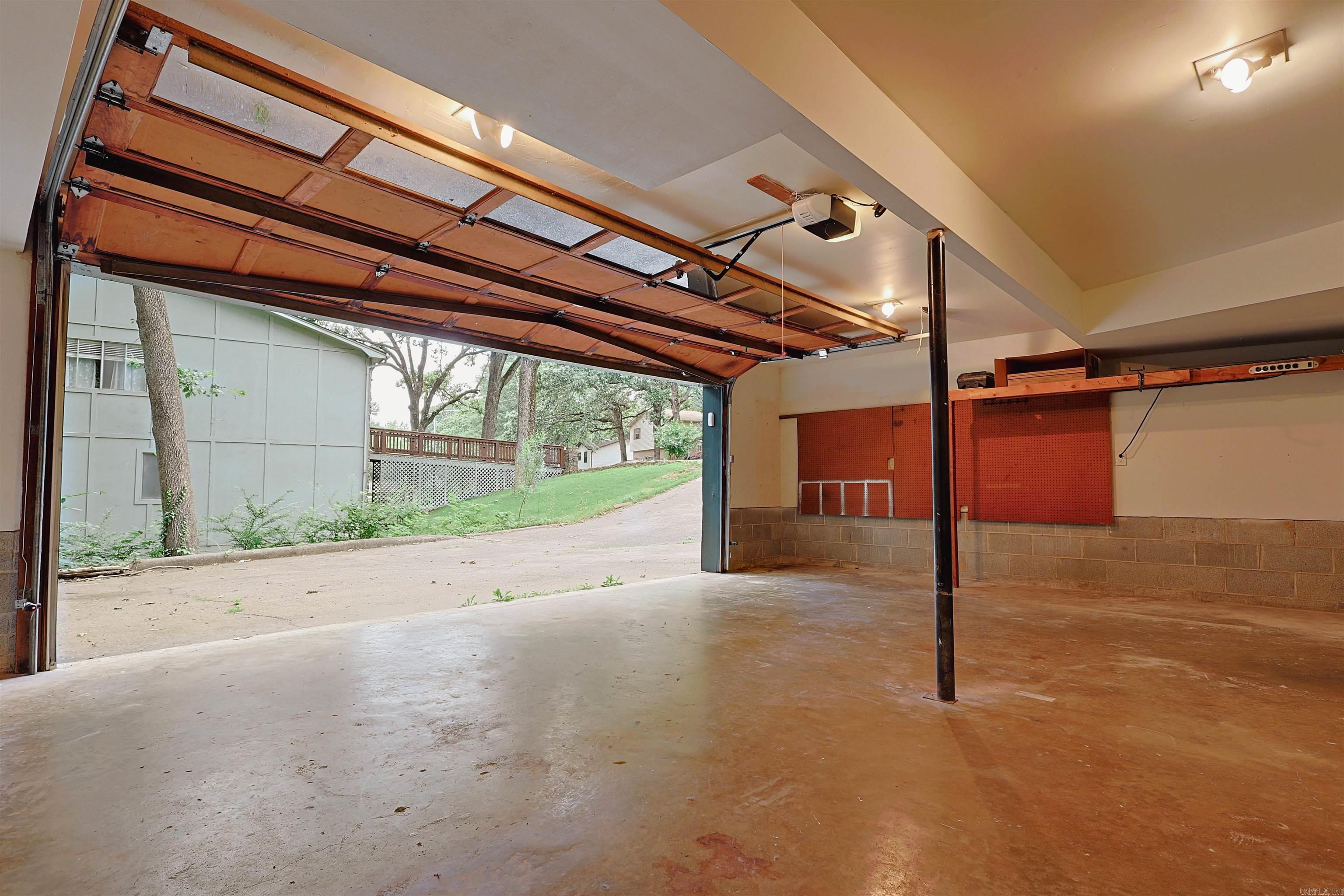 OVERBROOK - Residential