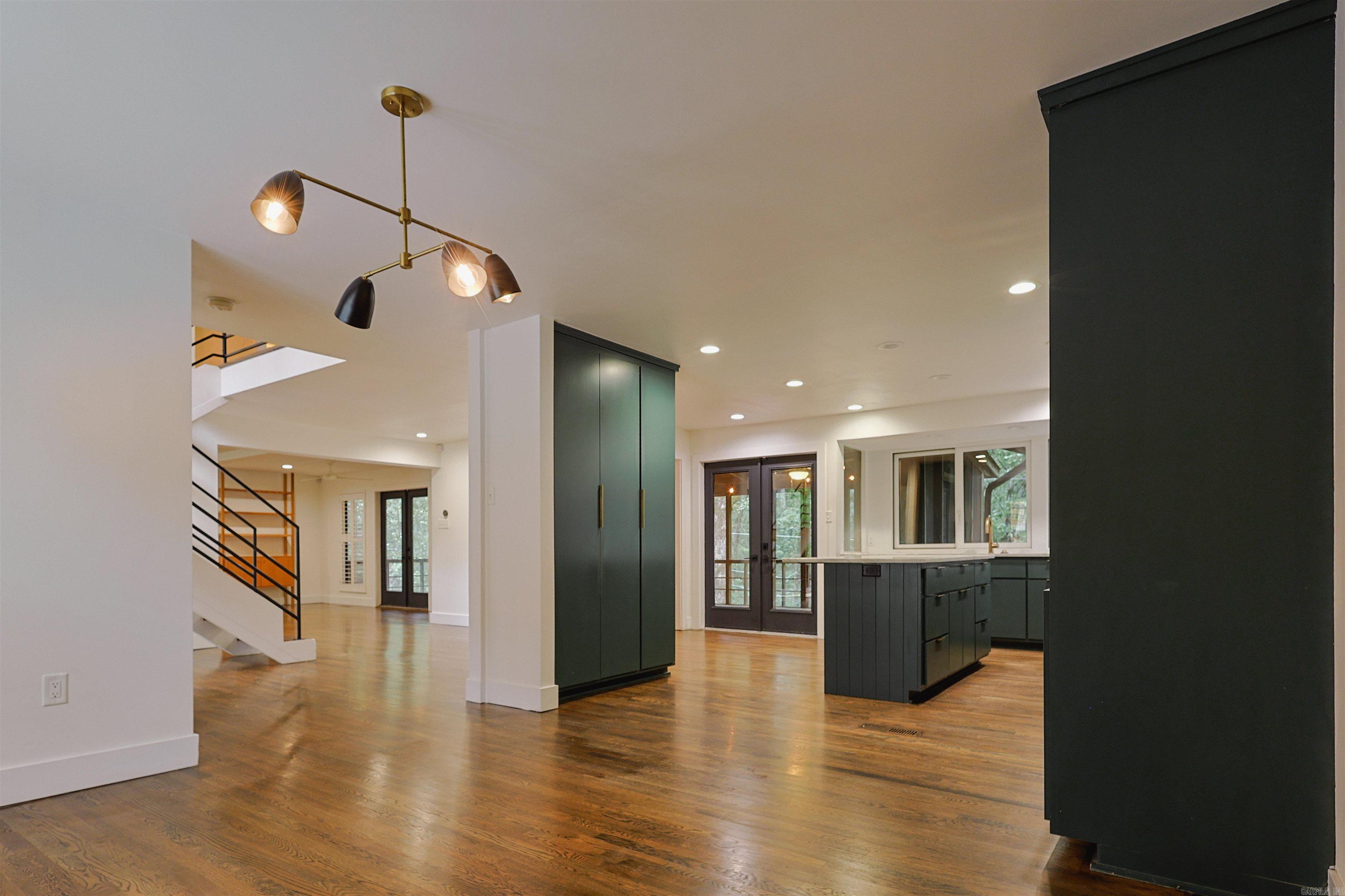 OVERBROOK - Residential