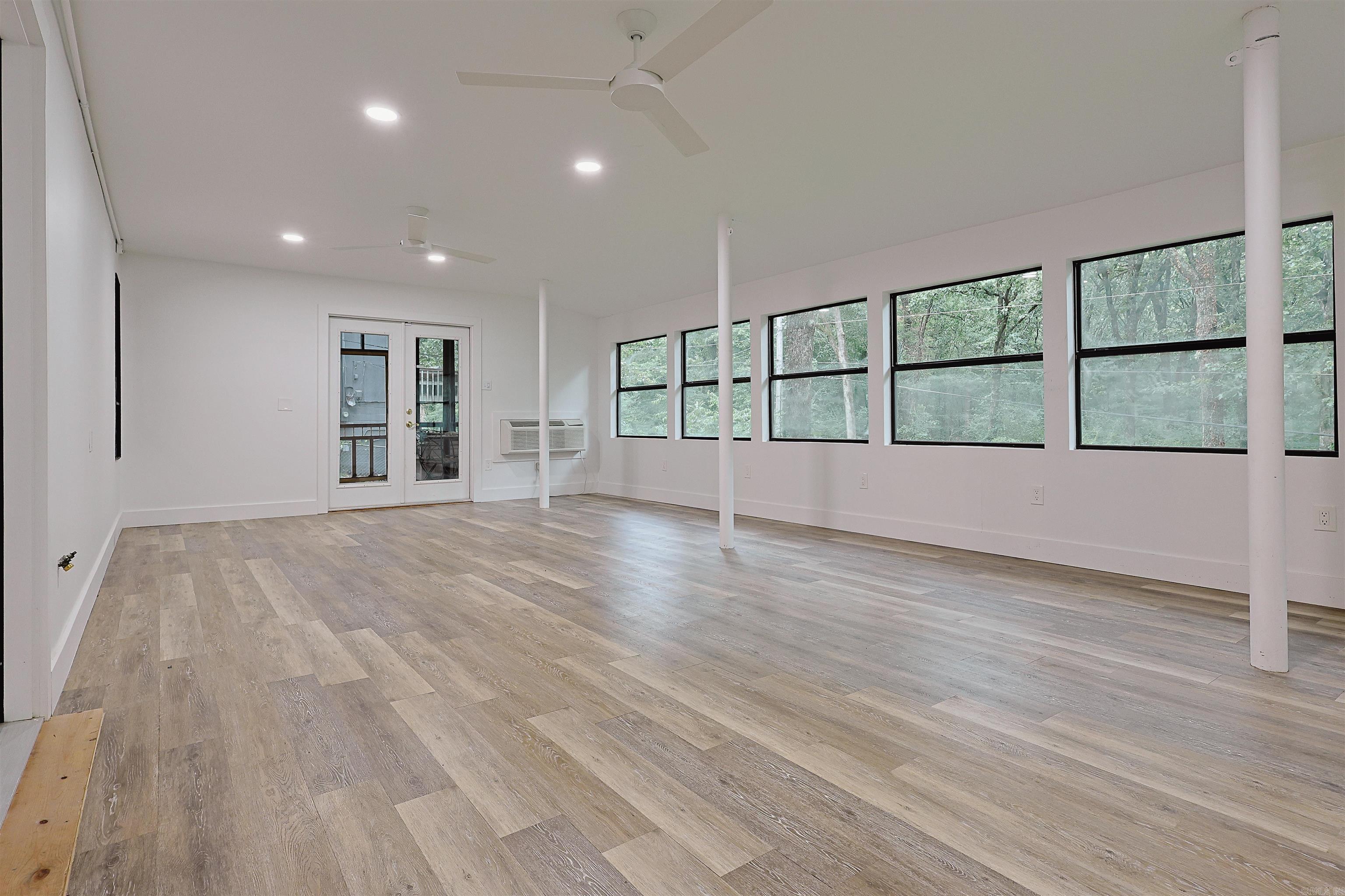 OVERBROOK - Residential