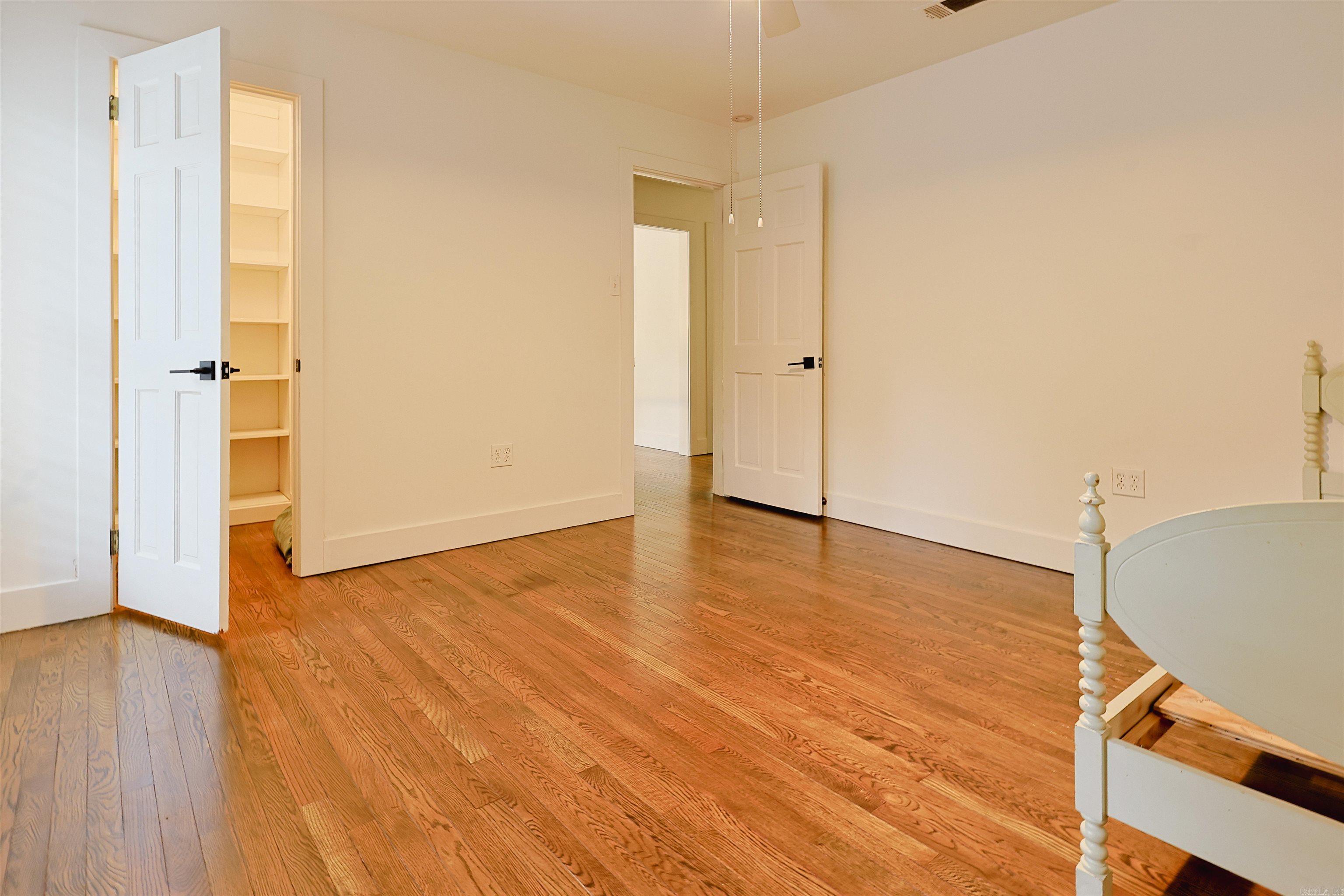 OVERBROOK - Residential