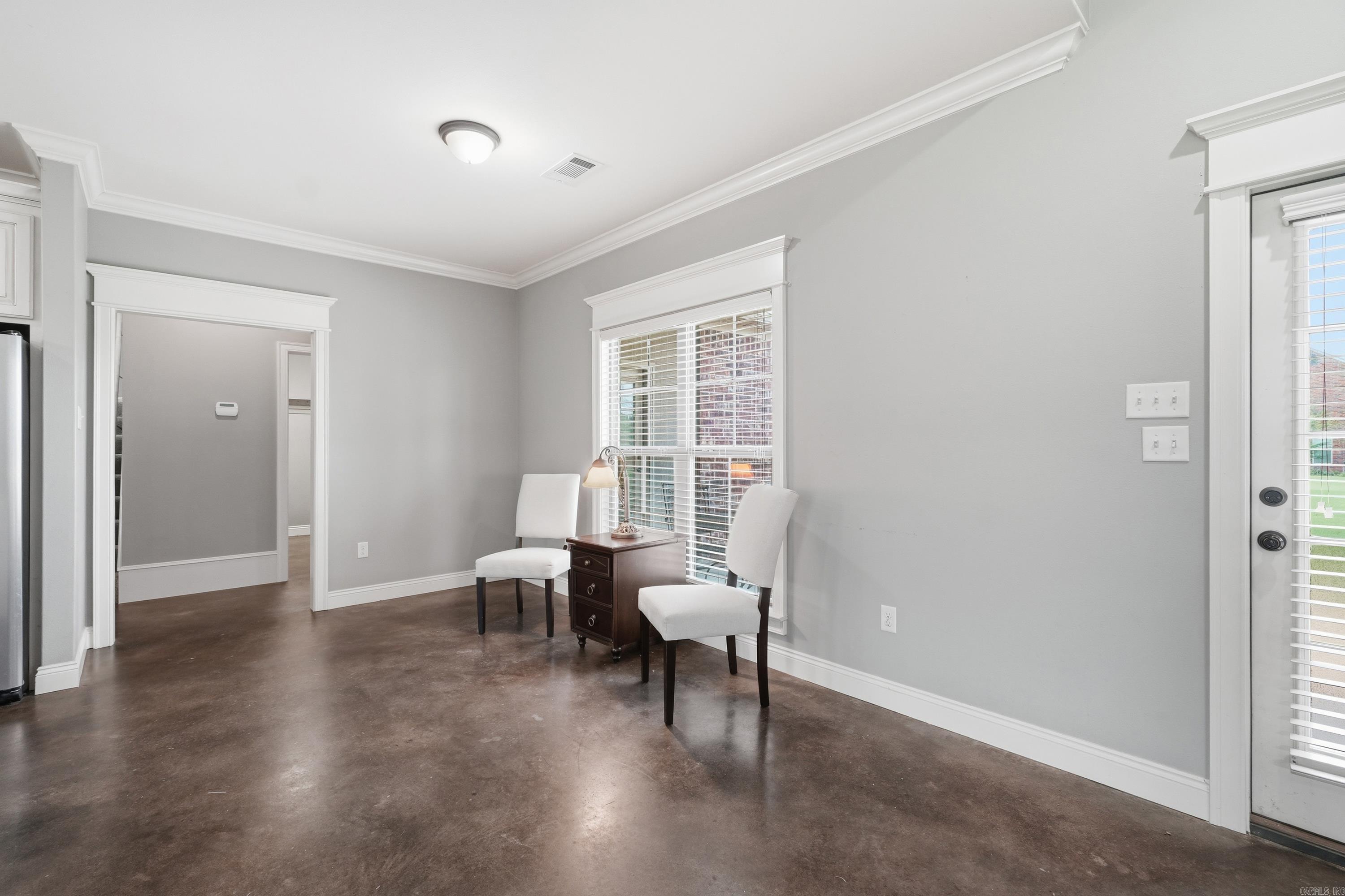 HUNTINGTON ESTATES - Residential
