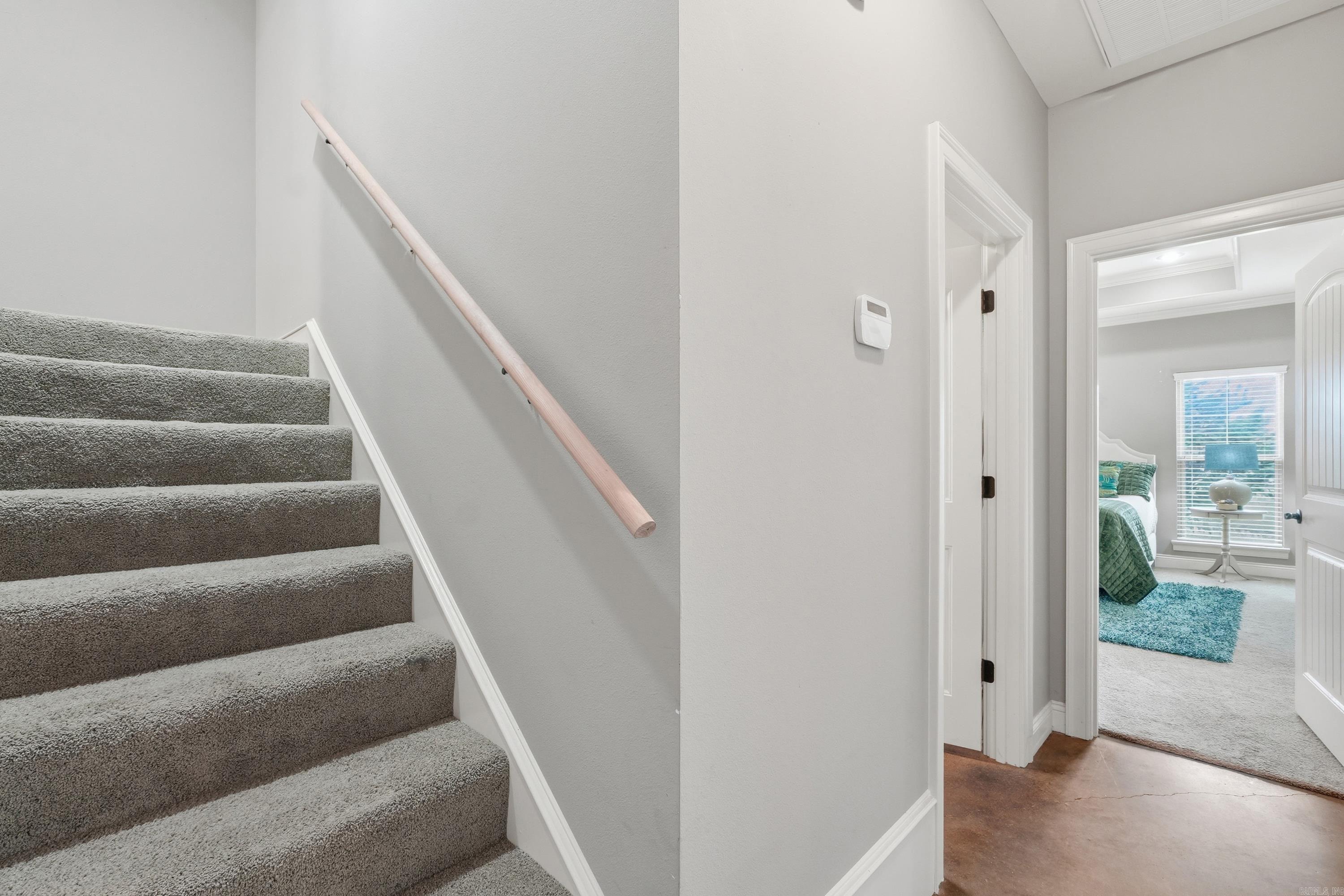 HUNTINGTON ESTATES - Residential