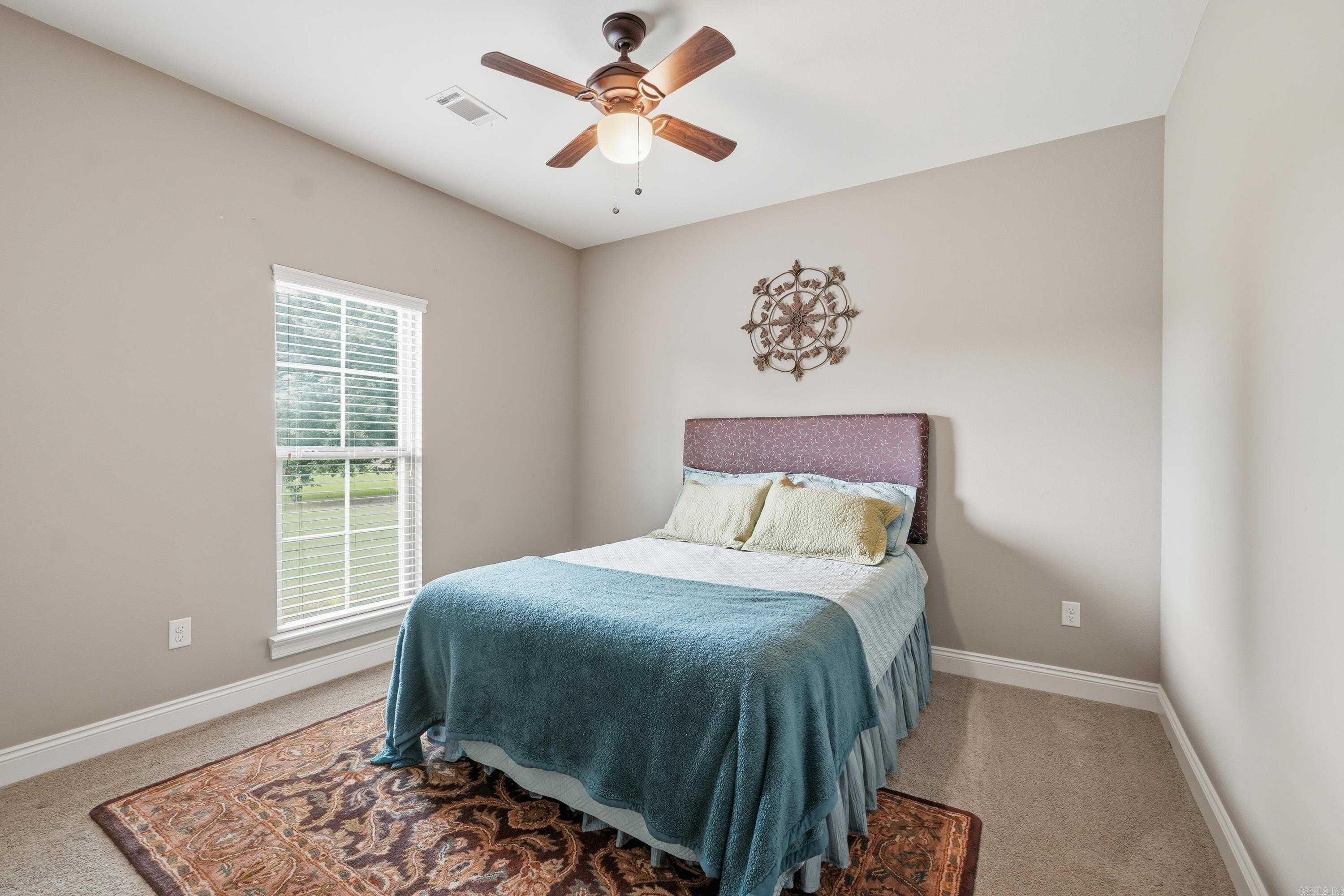 HUNTINGTON ESTATES - Residential