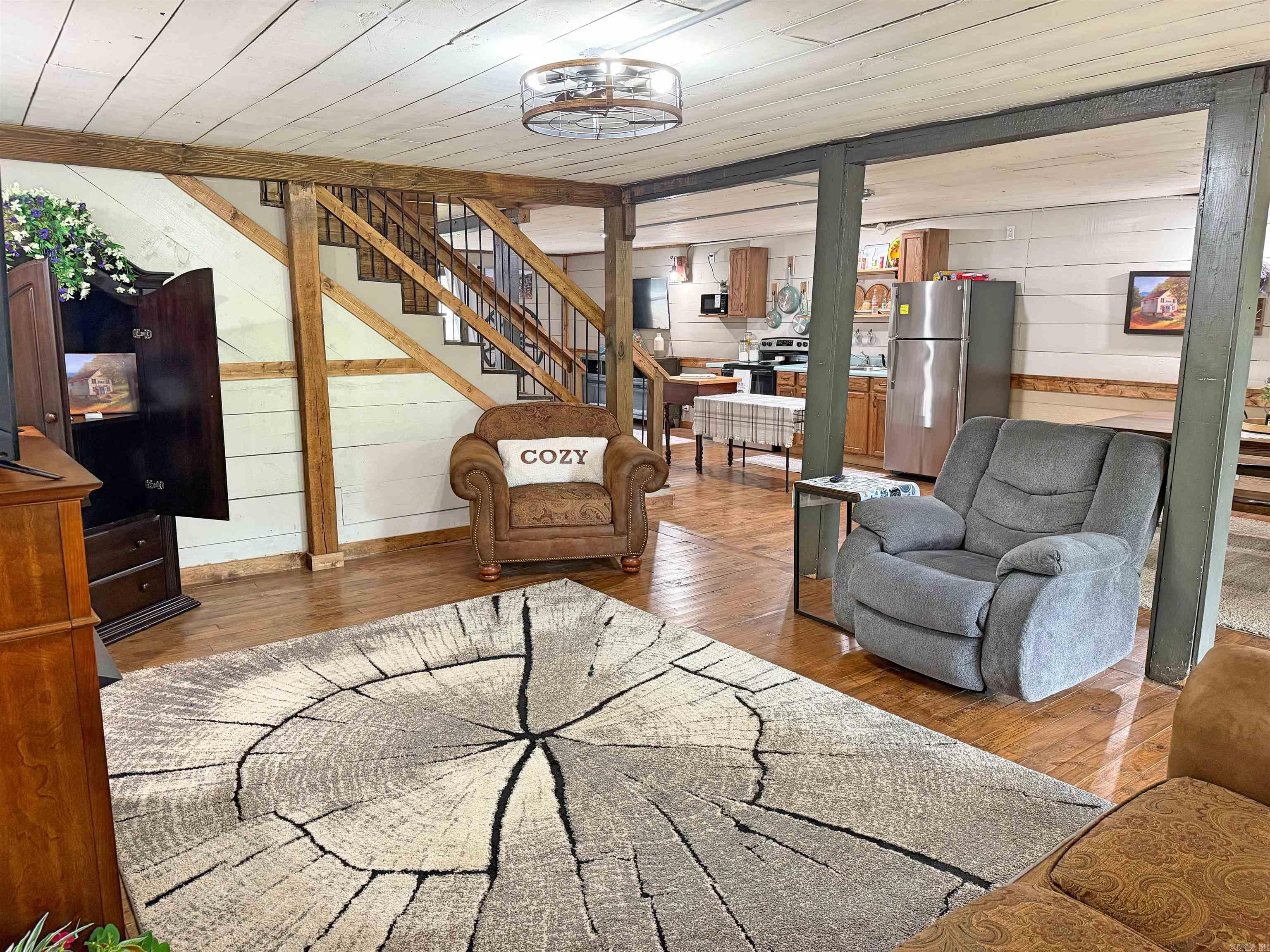 Saddle Creek - Residential