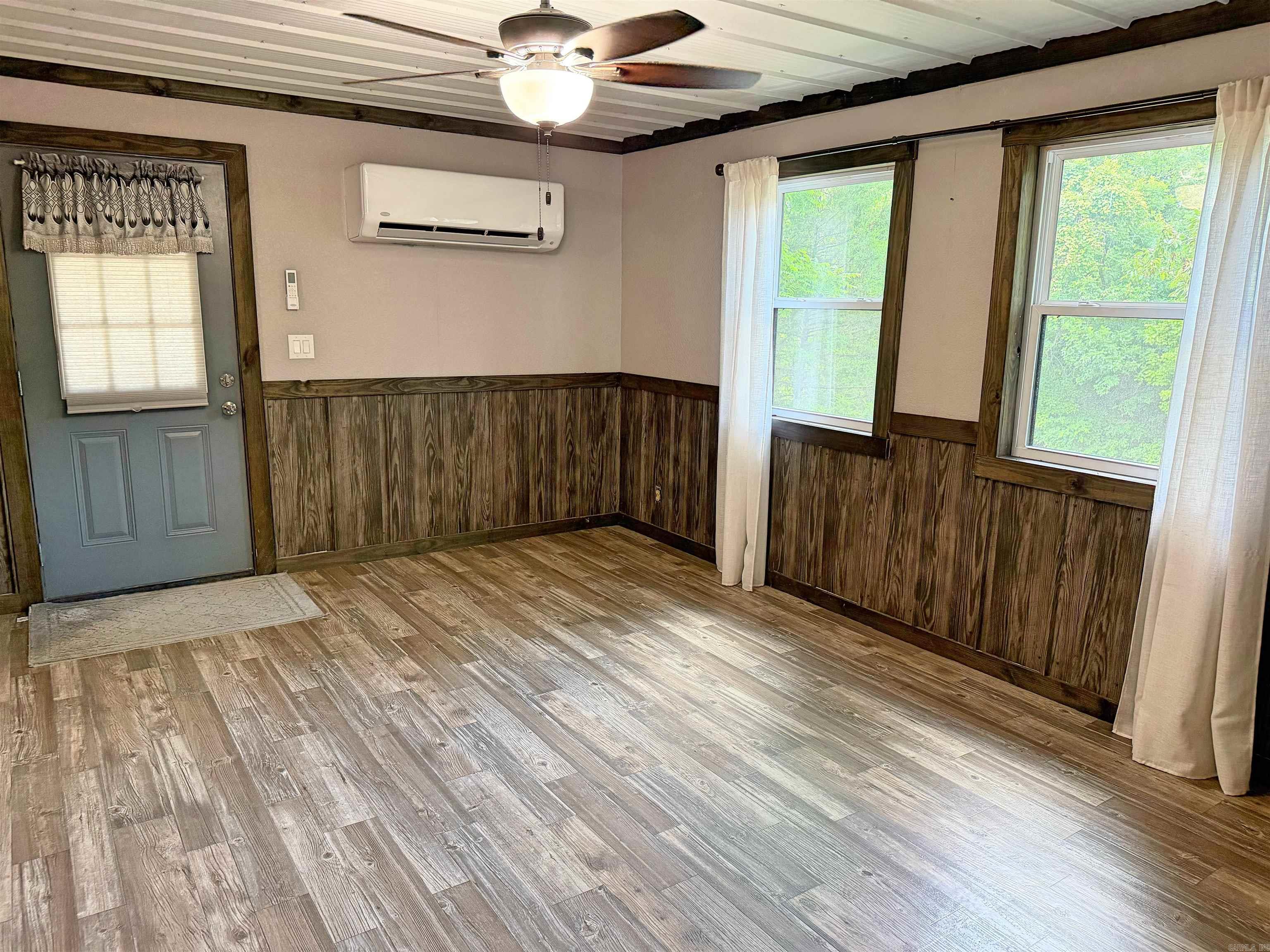 Saddle Creek - Residential