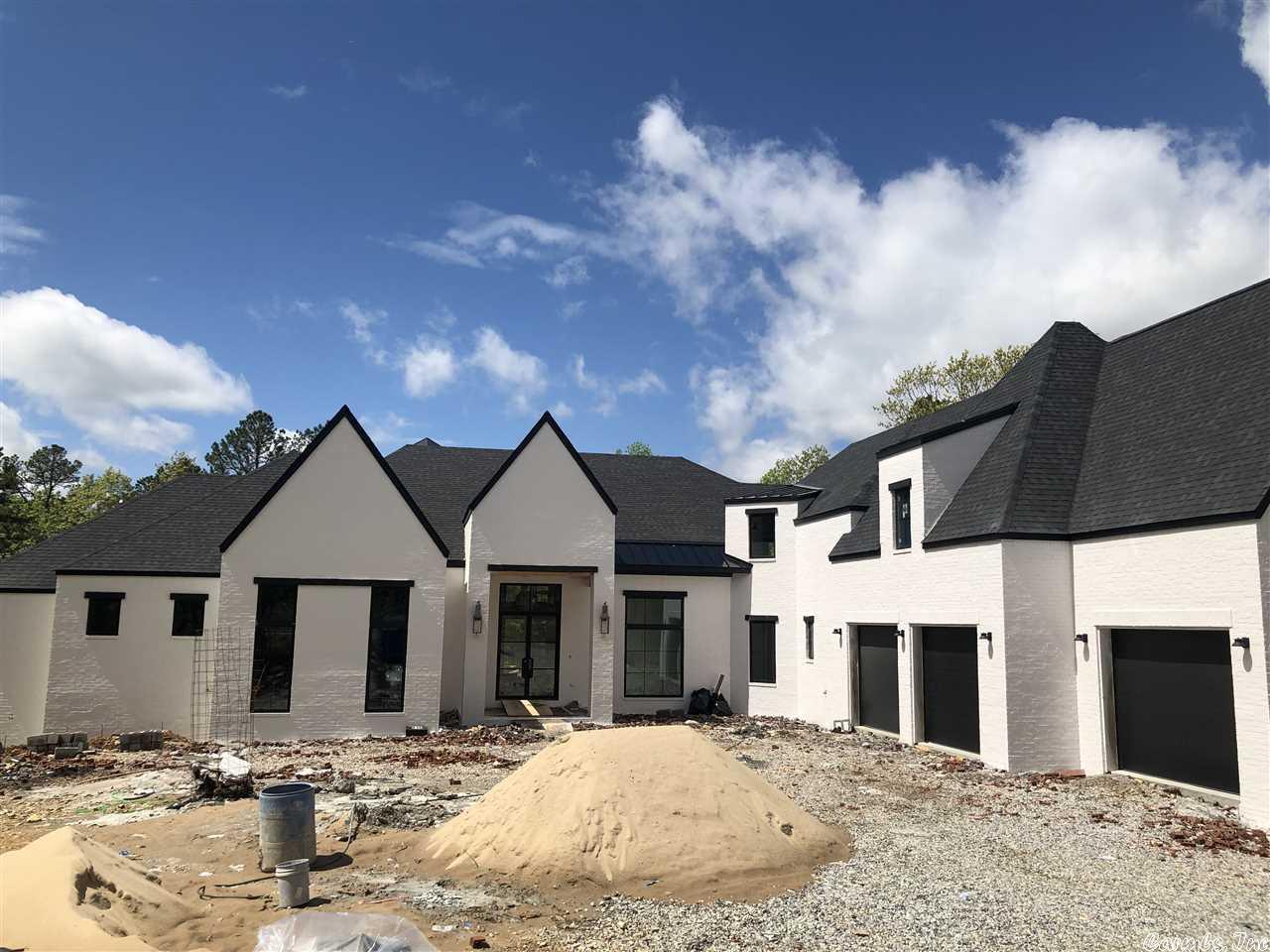 FABULOUS HOME HAS EVERYTHING YOU CAN IMAGINE  APPOINTMENTS NECESSARY