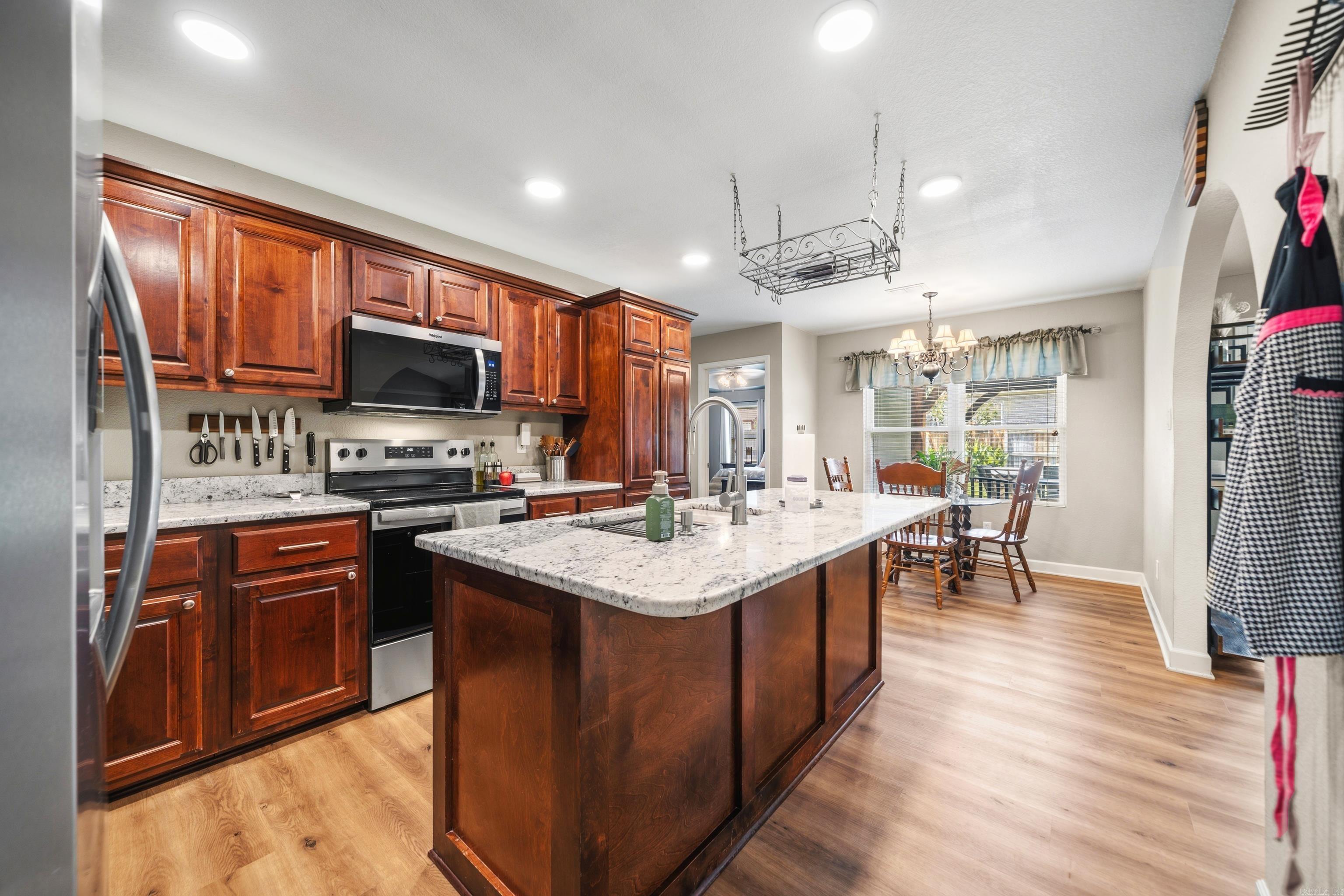 Maple Wood - Residential